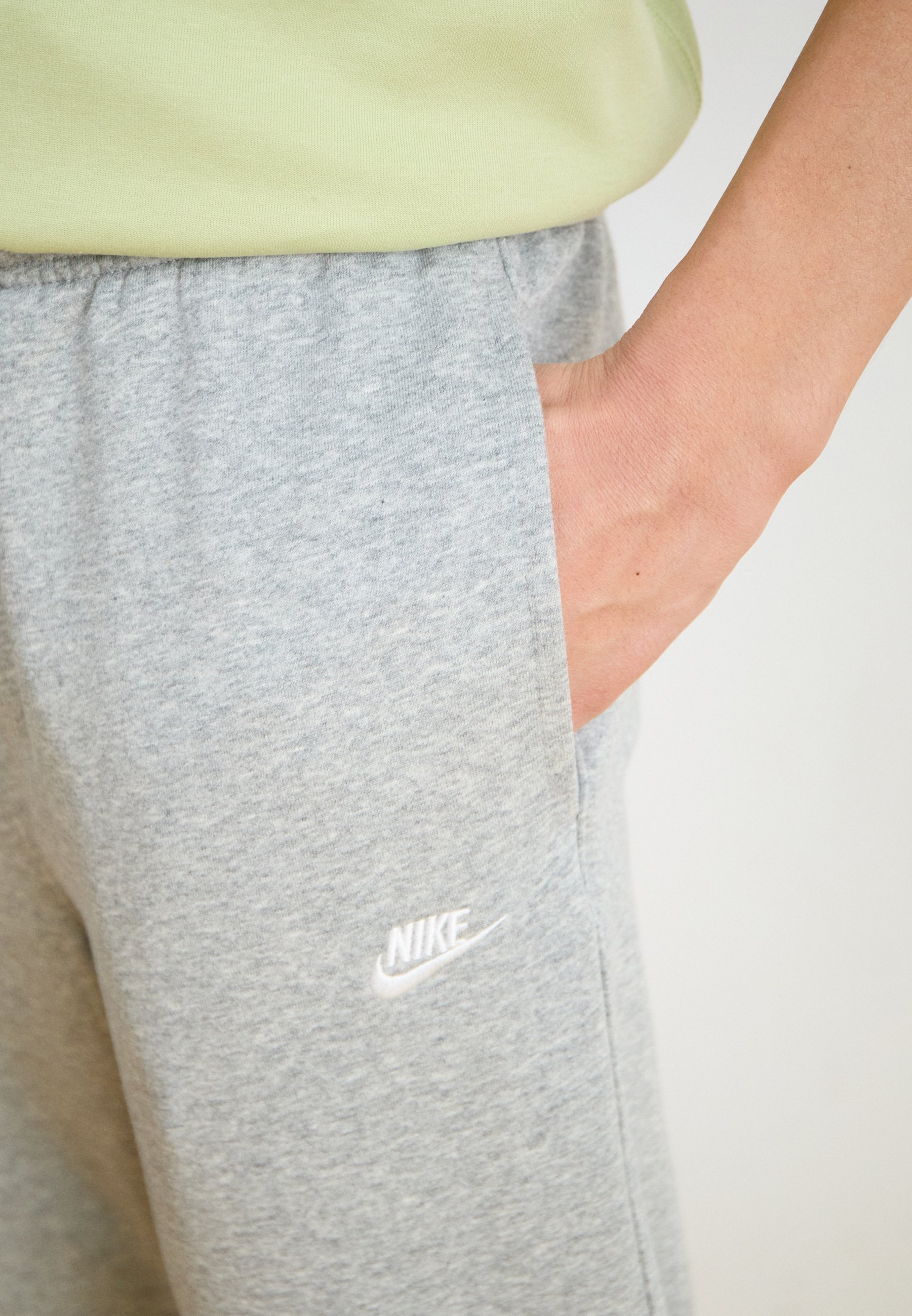 Spodnie dresowe Nike Sportswear