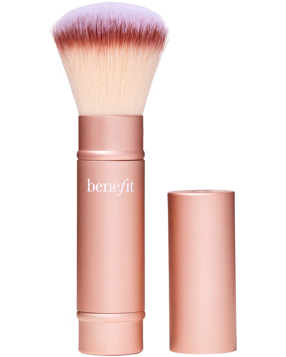 ΠΙΝΕΛΟ ΓΙΑ ΡΟΥΖ, ΜΠΡΟΝΖΕΡ & HIGHLIGTER ΑΠΟ ΤΗΝ BENEFIT COSMETICS ΑΛΛΑ