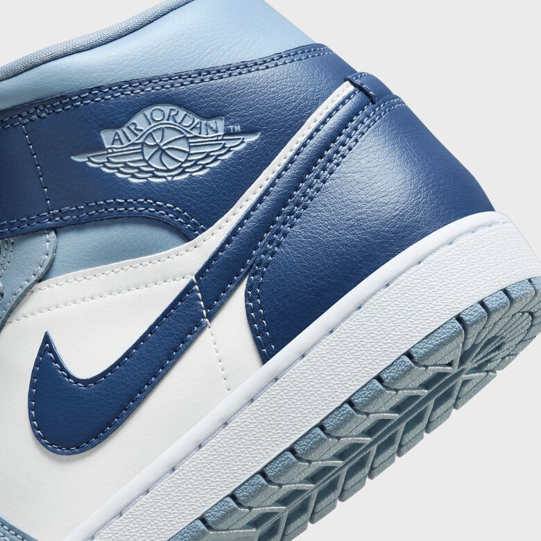 Dam Air Jordan 1 Mid