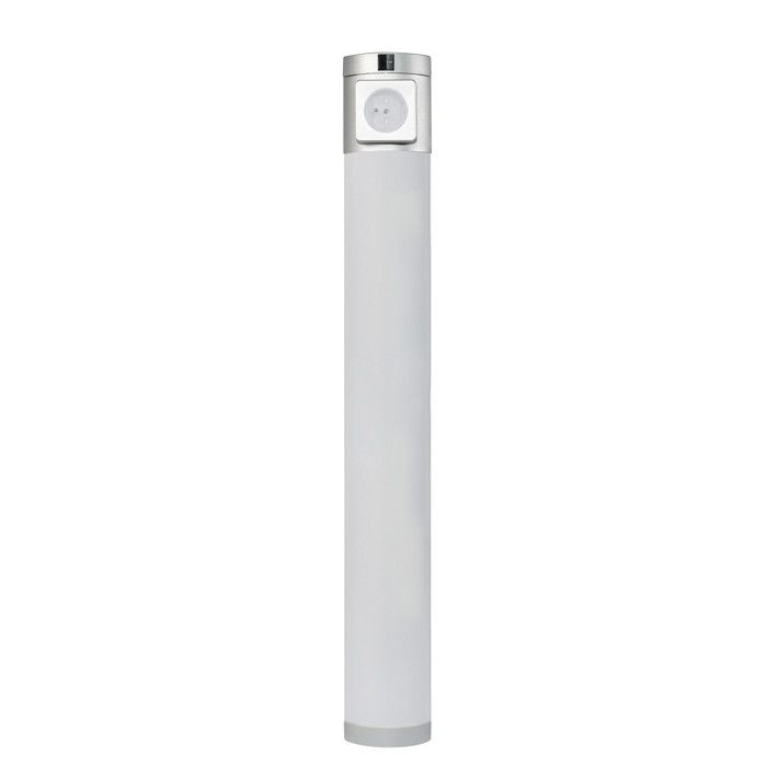 Réglette led cuisine 68 cm avec interrupteur et prise - argent