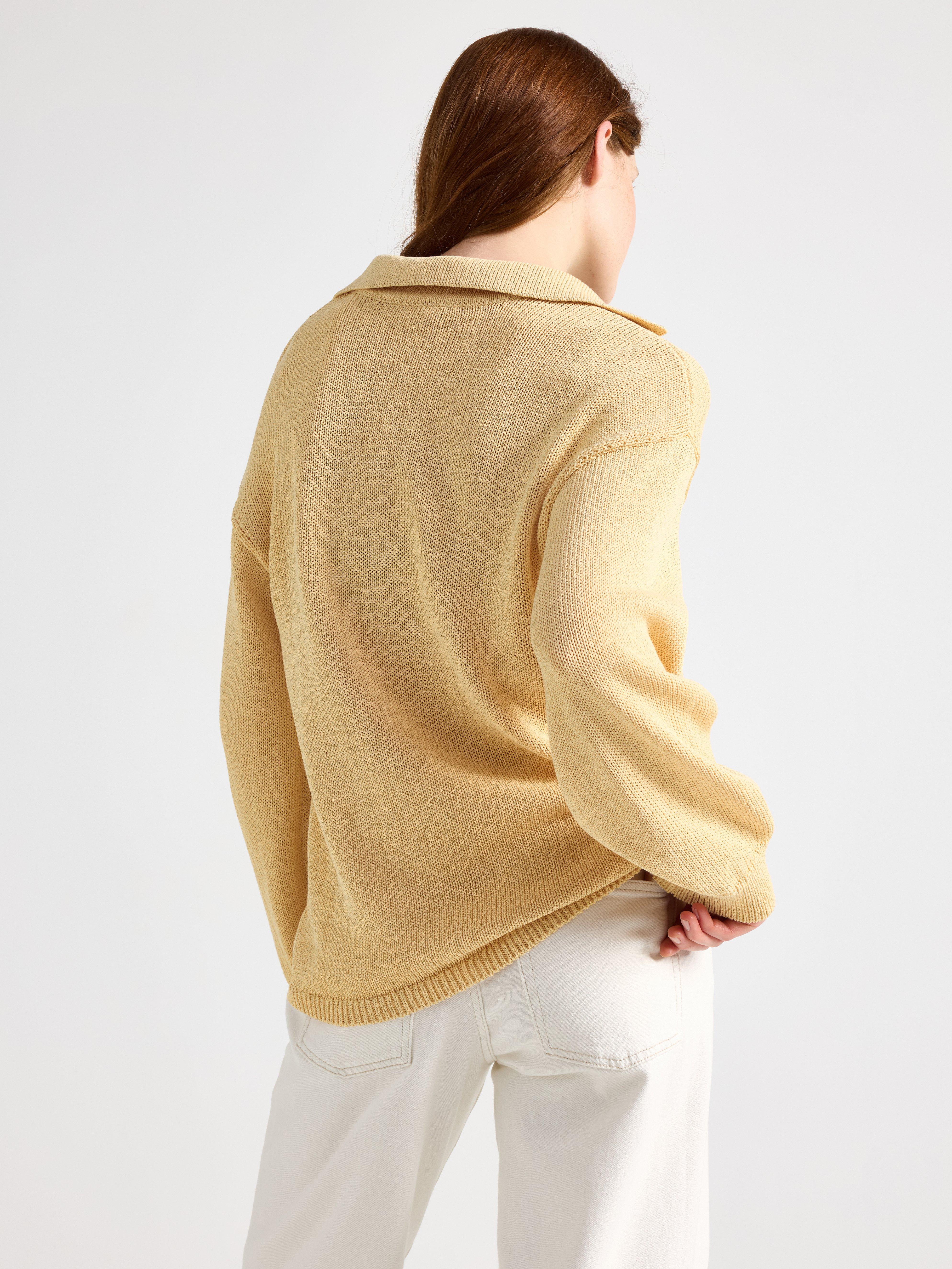 Jersey de punto amarillo