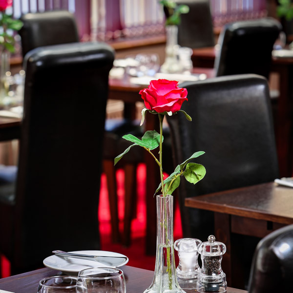 Βρείτε μου ένα δώρο απόδρασης για μία νύχτα με δείπνο για δύο