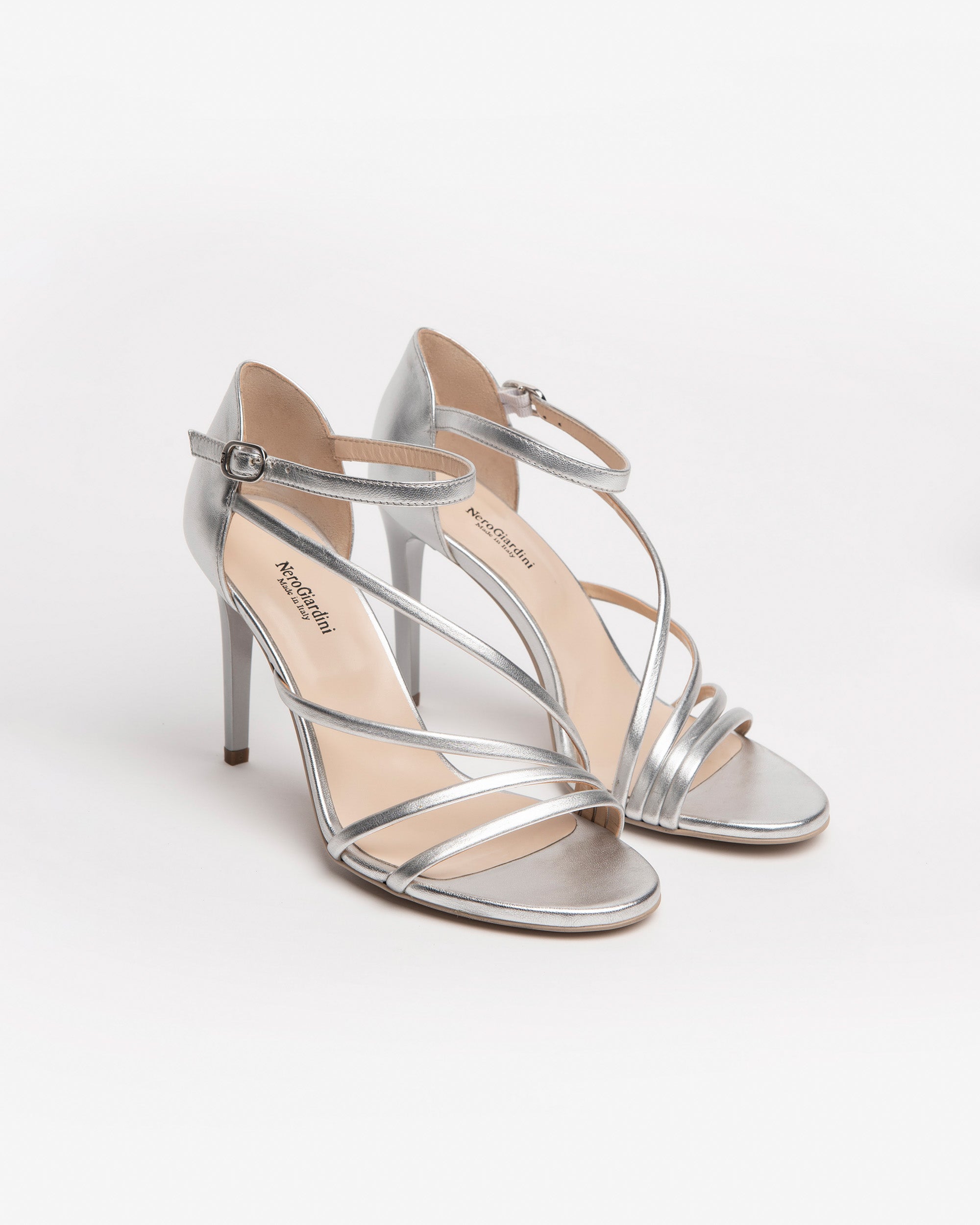  Sandales en cuir pour femmes