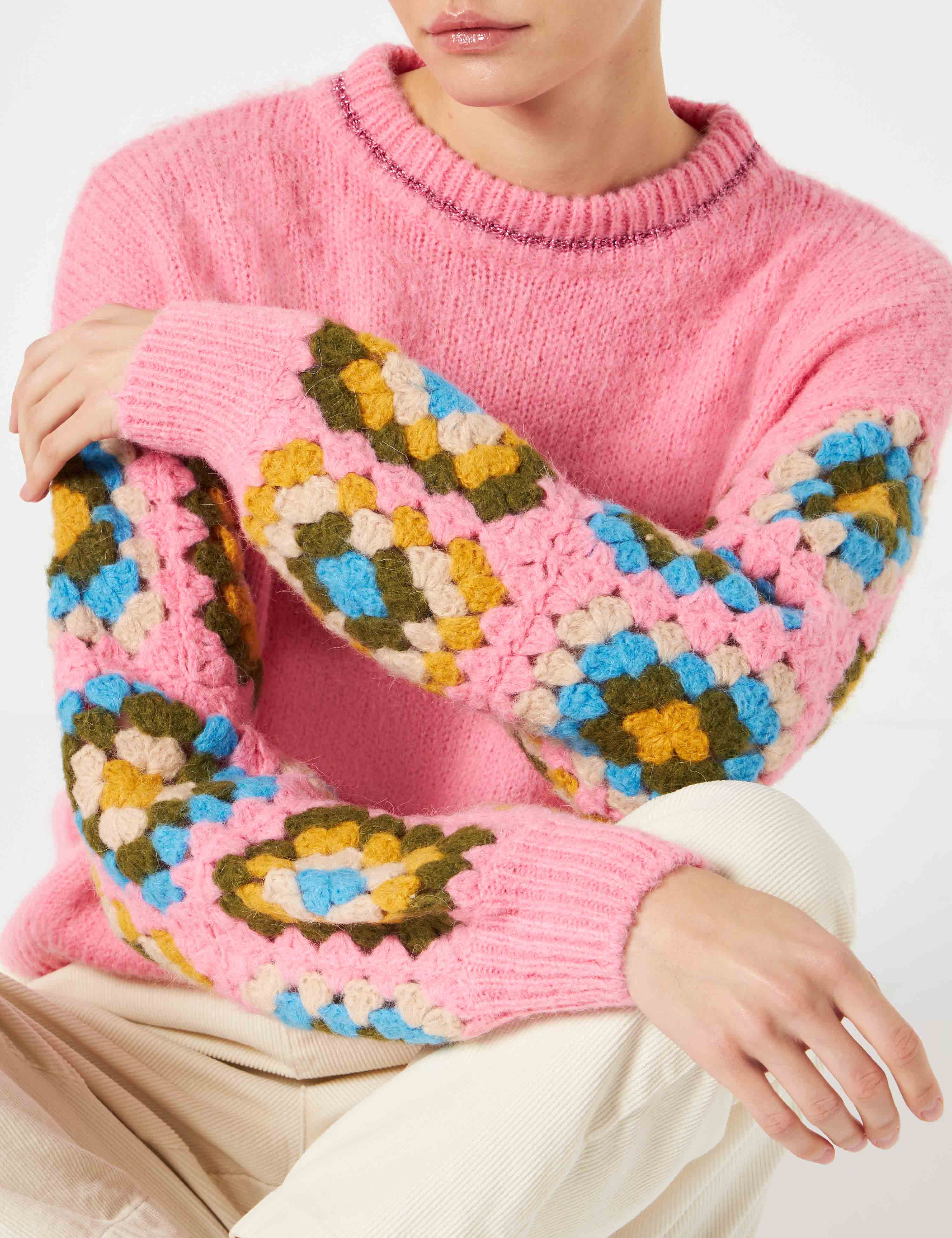 Maglione da donna girocollo ultra morbido con maniche lavorate all'unc