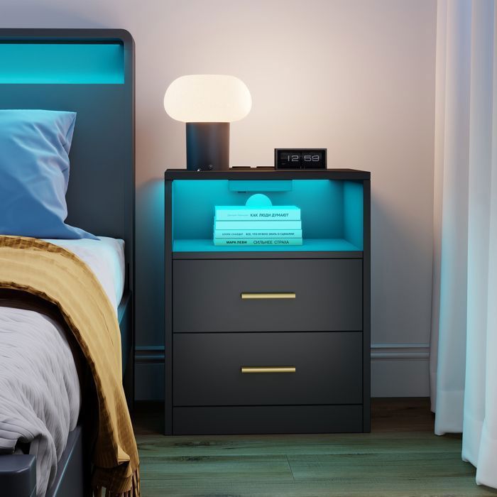 Conjunto de 2 mesas laterais modernas com gavetas, luzes LED, tomadas e portas USB, para quarto, pretas.