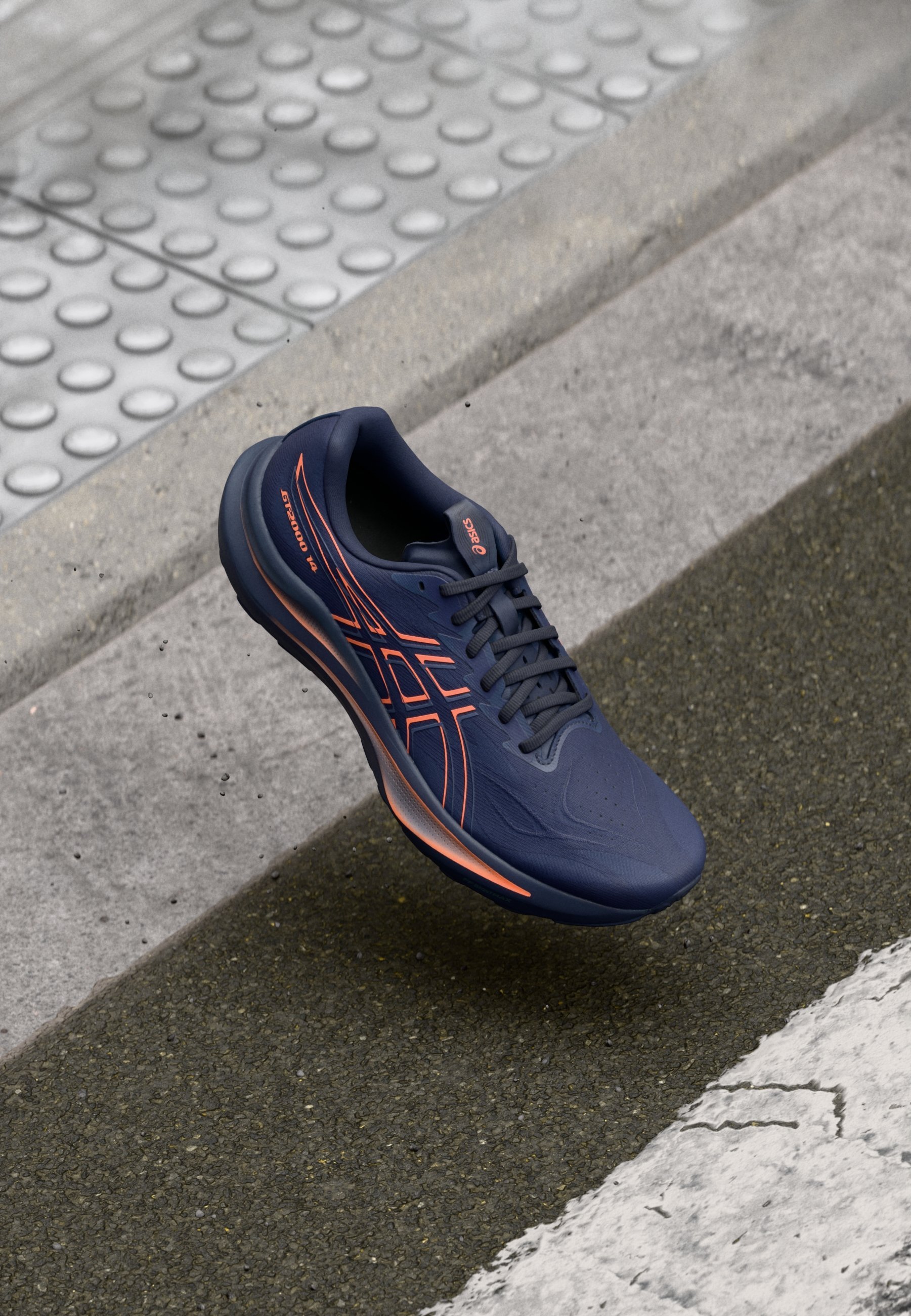 ASICS GT 2000 14 - Scarpe da corsa su strada - blu notte/corallo acceso