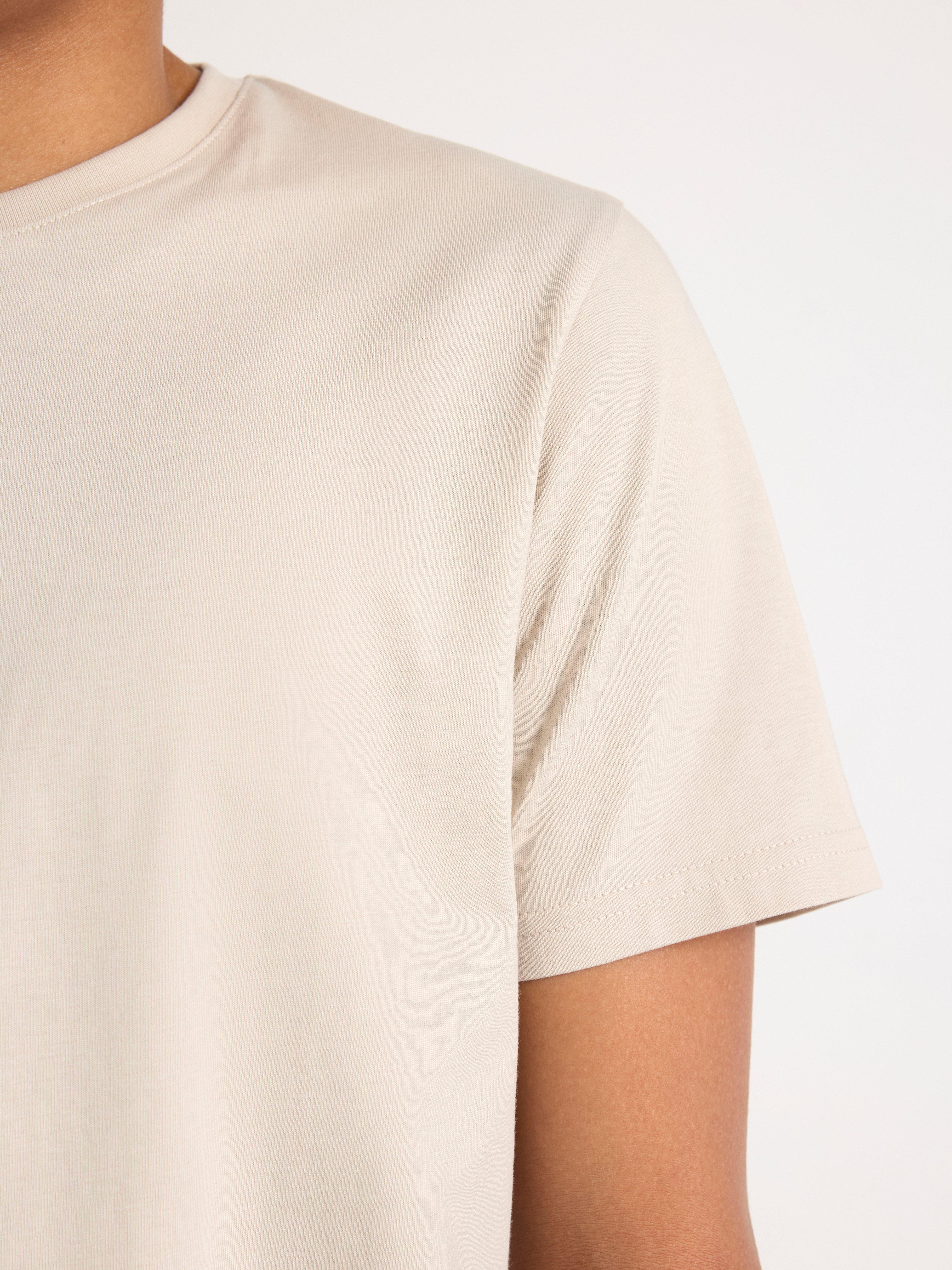 Camiseta bege claro