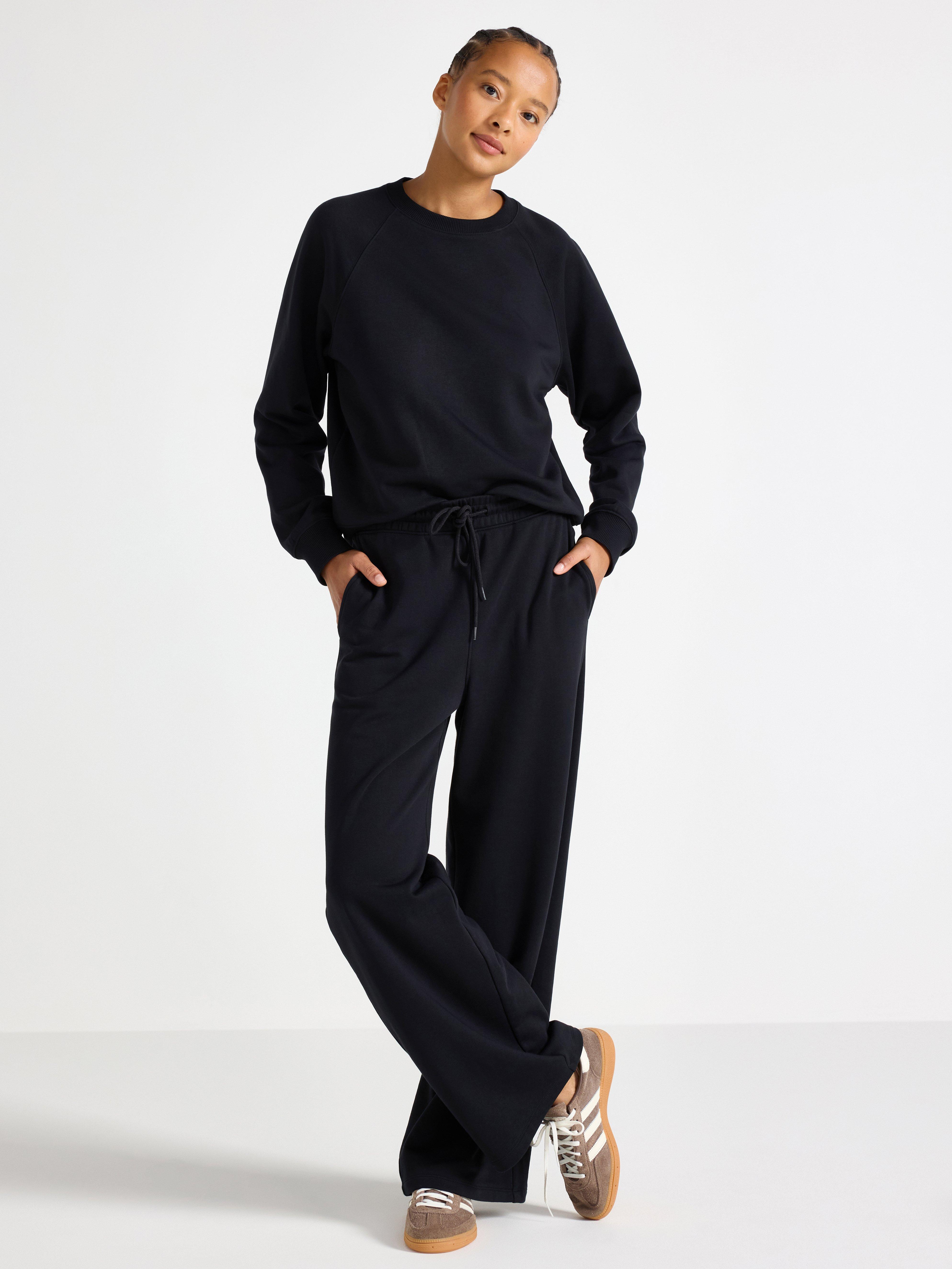 Pantalones deportivos negros