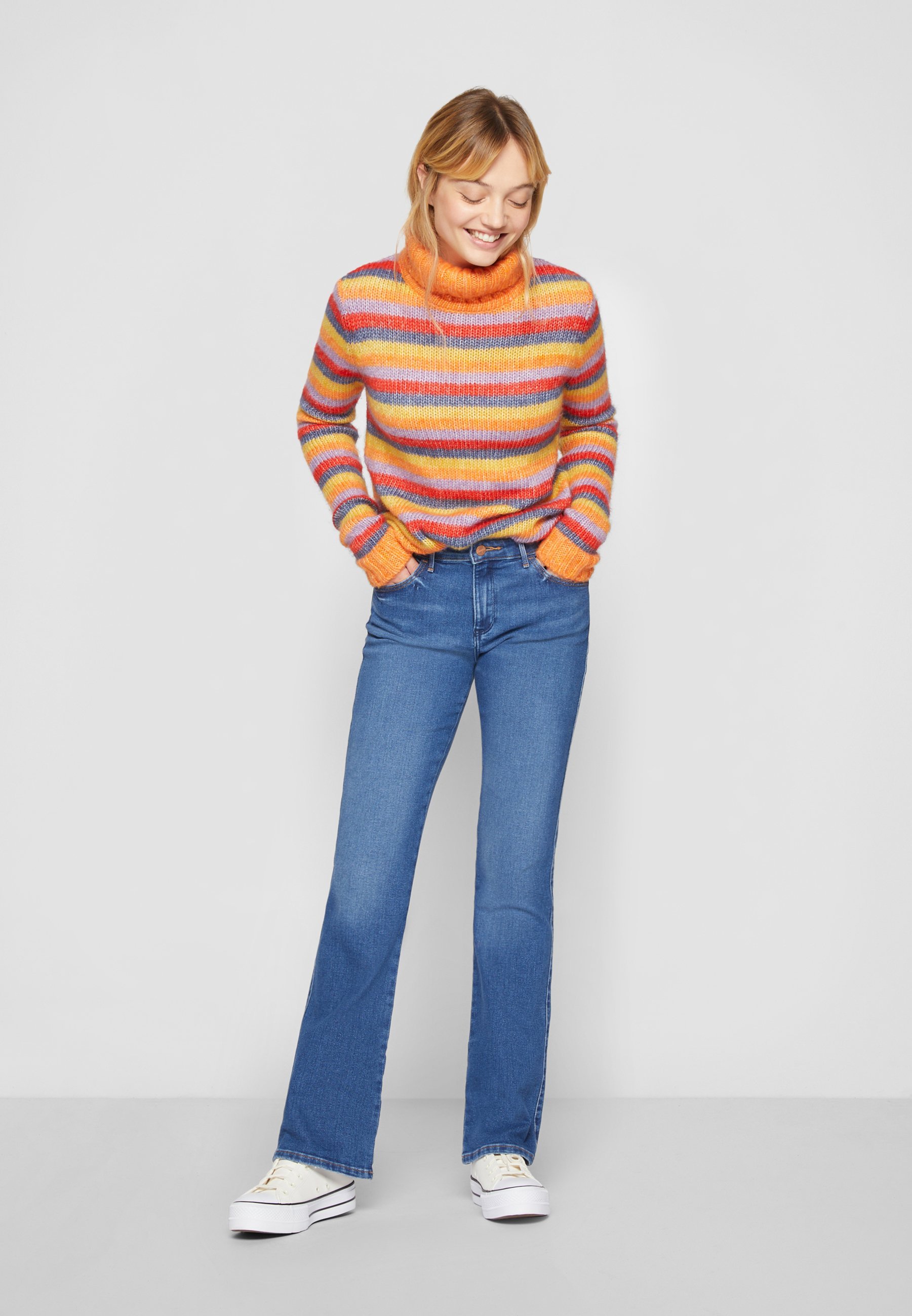 Wrangler BOOTCUT - Bootcut jeans - blauw