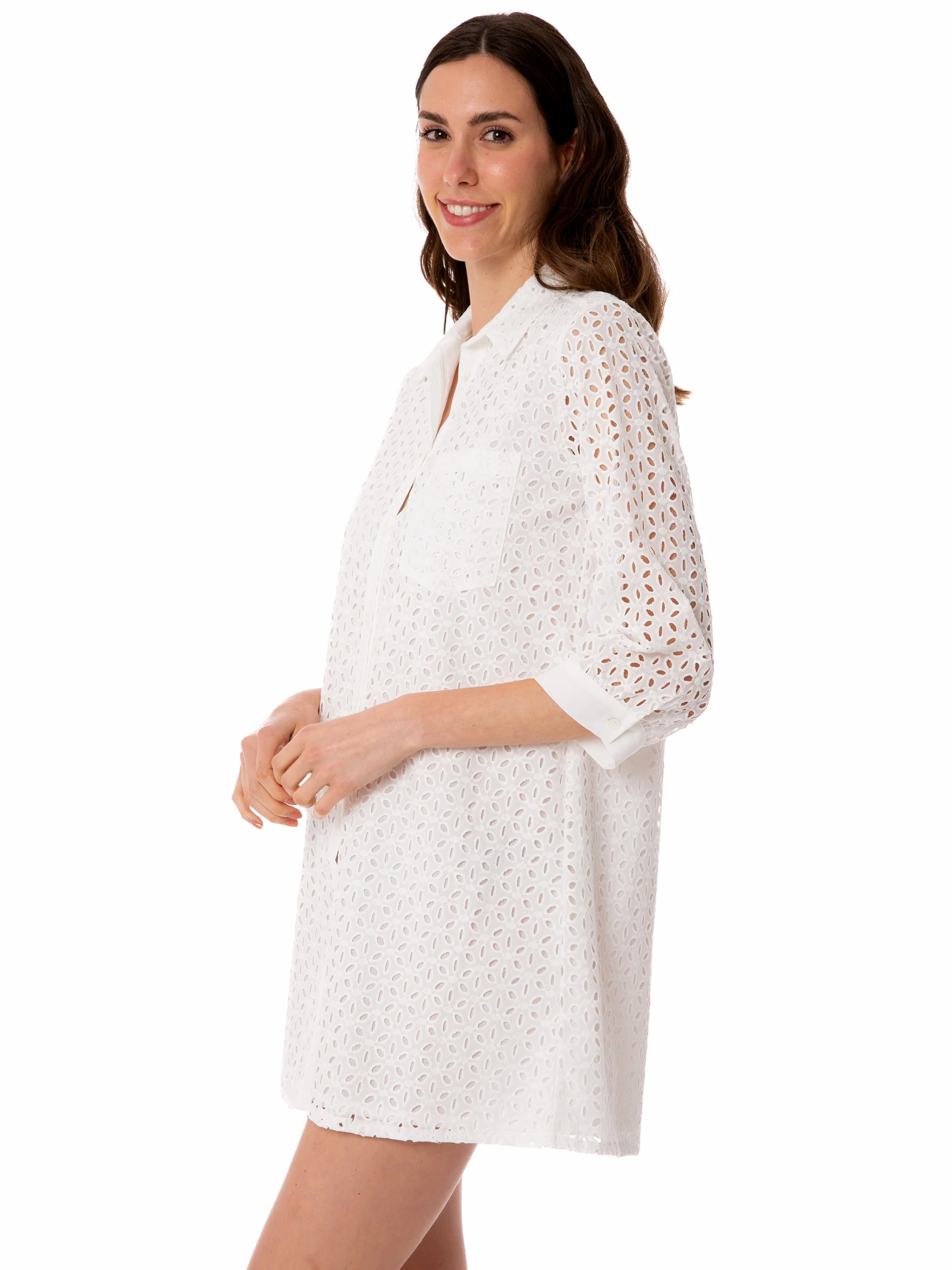 Lång vit damskjorta med broderi