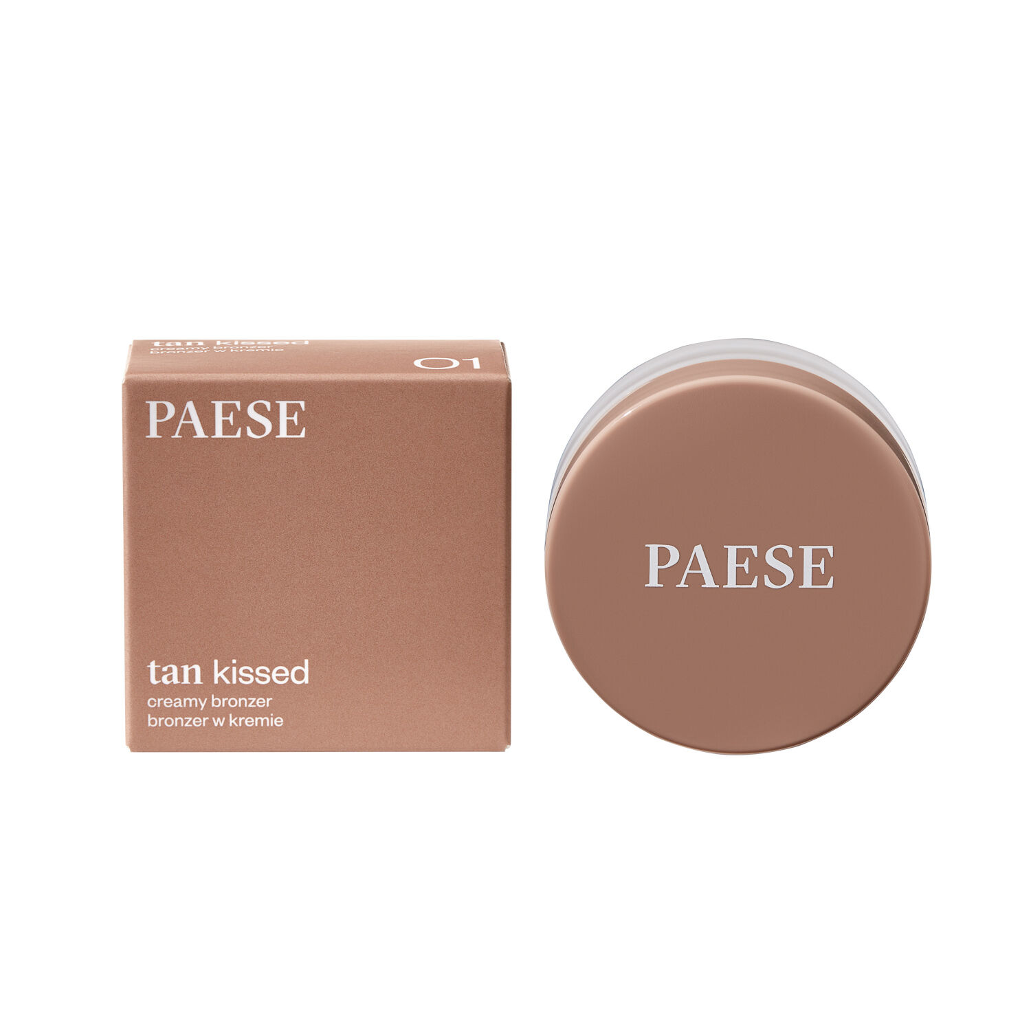 Paese Tan megcsókolta