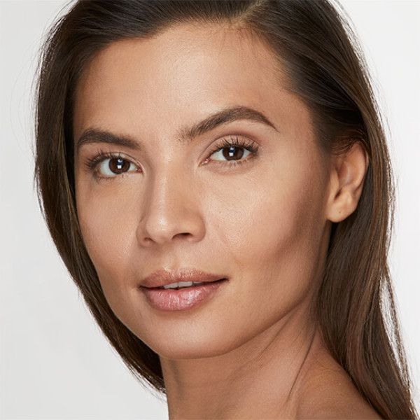 Double Wear dugotrajni puder SPF 10 Luksuzni puderi