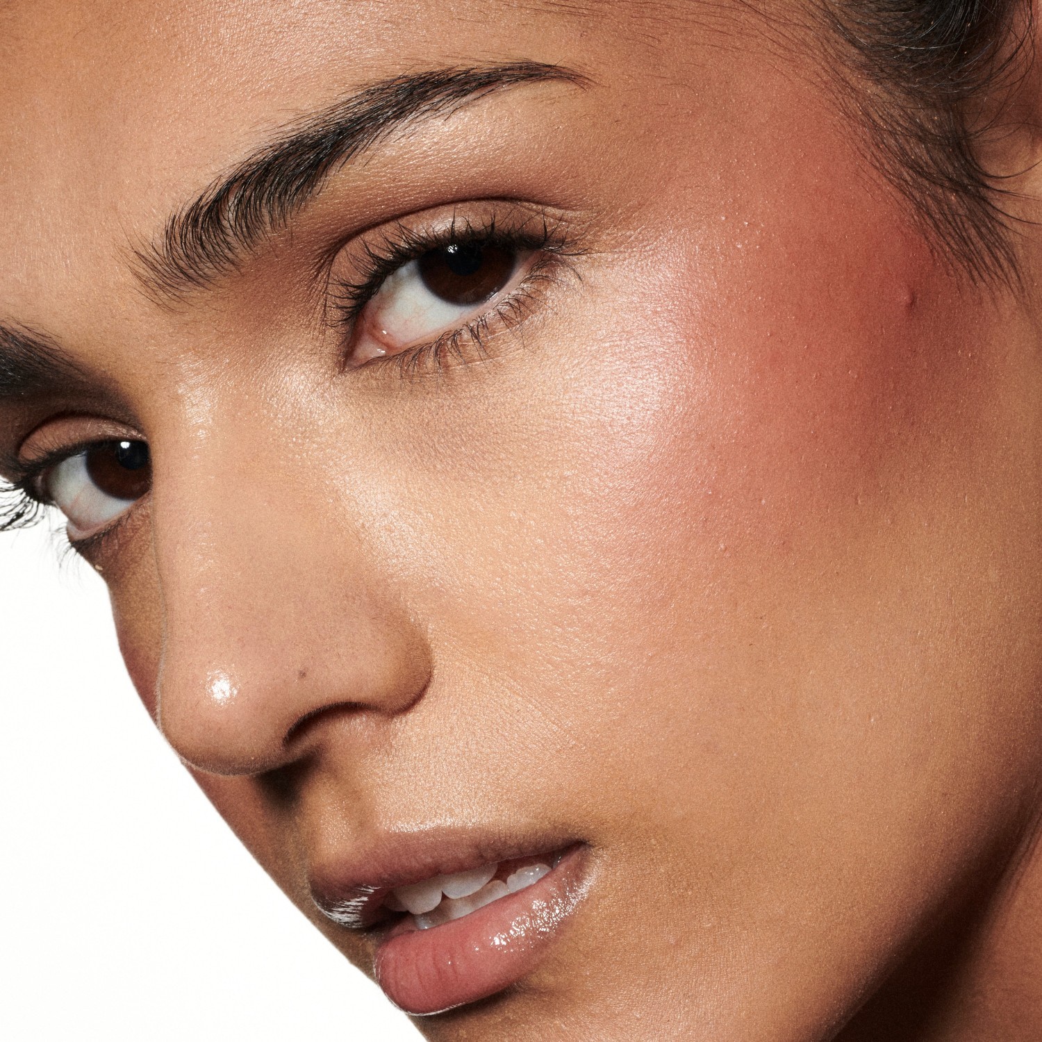 MAC Blush Strobe Strobe Beam skysti skaistalai - 4,3 ml