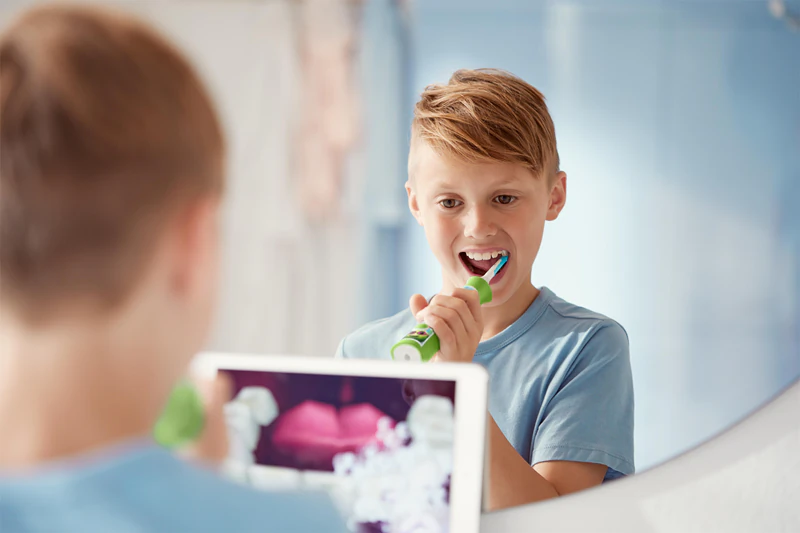 Escova de dentes elétrica sônica Philips Sonicare For Kids 3+ HX6352/11 para crianças