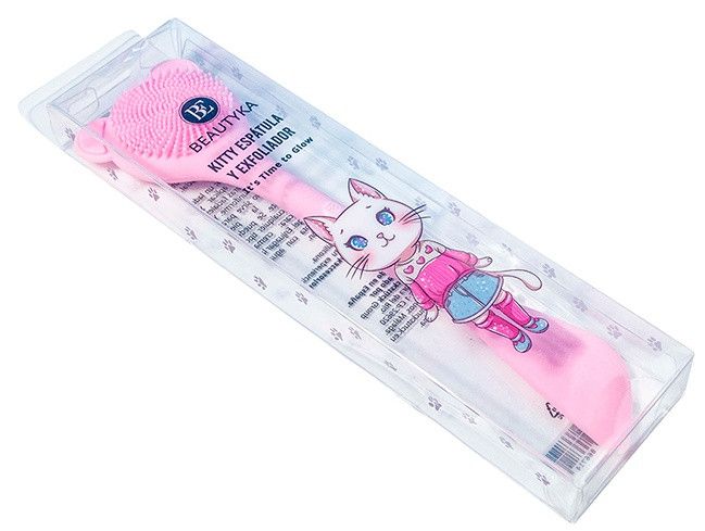 Je čas rozžiariť mačiatku špachtľou a exfoliátorom Peelingy na tvár