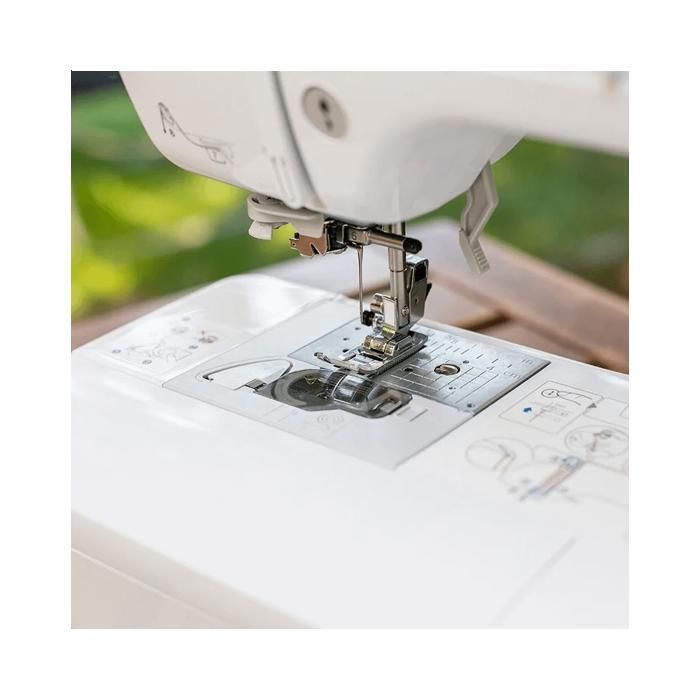 Máquina de coser - BROTHER - Innov-is A50 - 50 puntadas - Enhebrador automático de aguja - Blanca