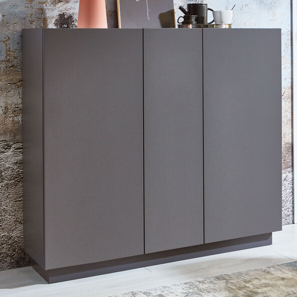 3-emeletes szekrény
