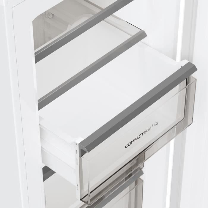 HAIER Upright Freezer 226L - H4F226WEH1 - Series 3 - Total No Frost - Connectivity - Energy Class E - White