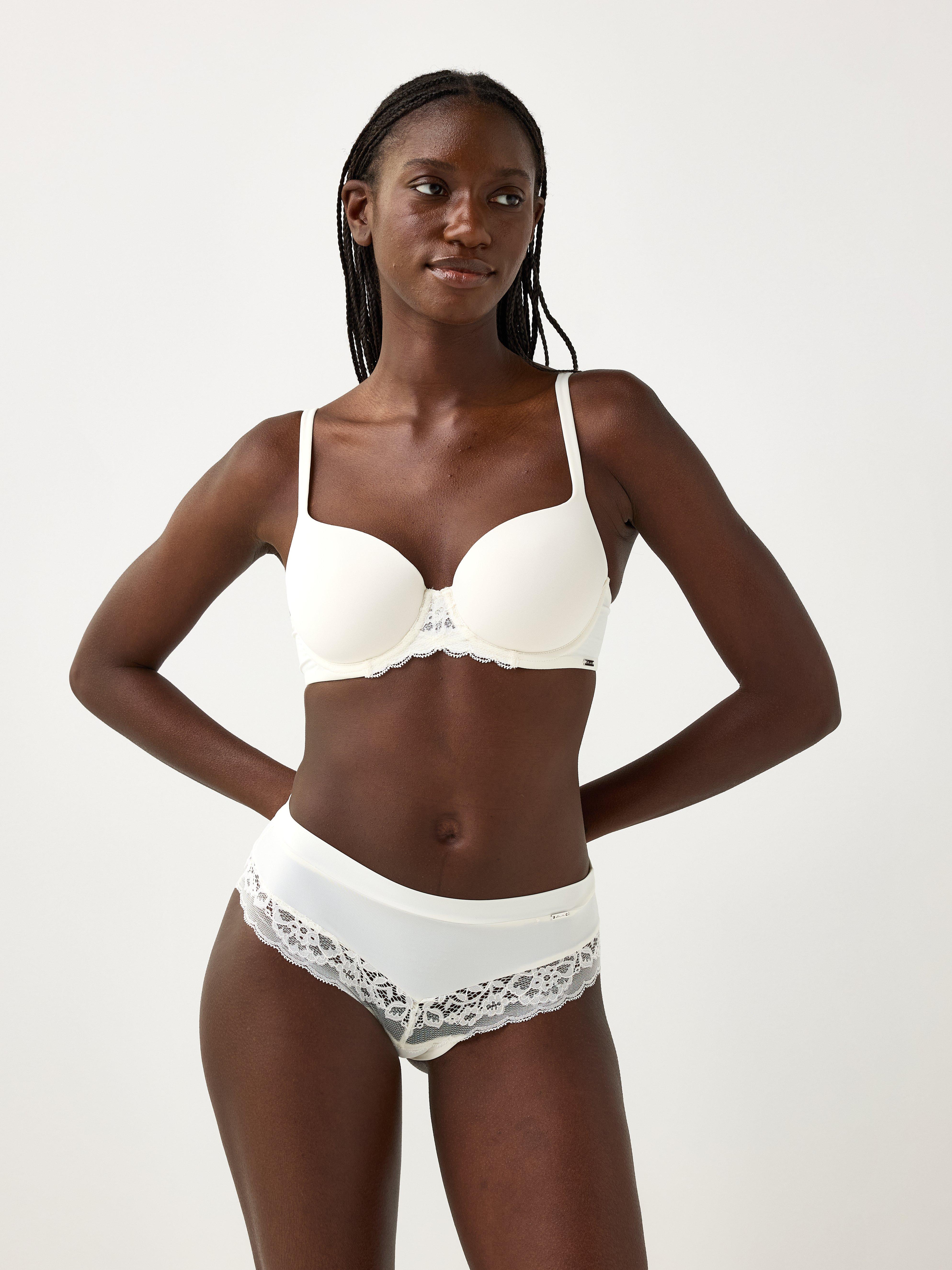 ella m – Brazilian trosa low waist med spets Light White