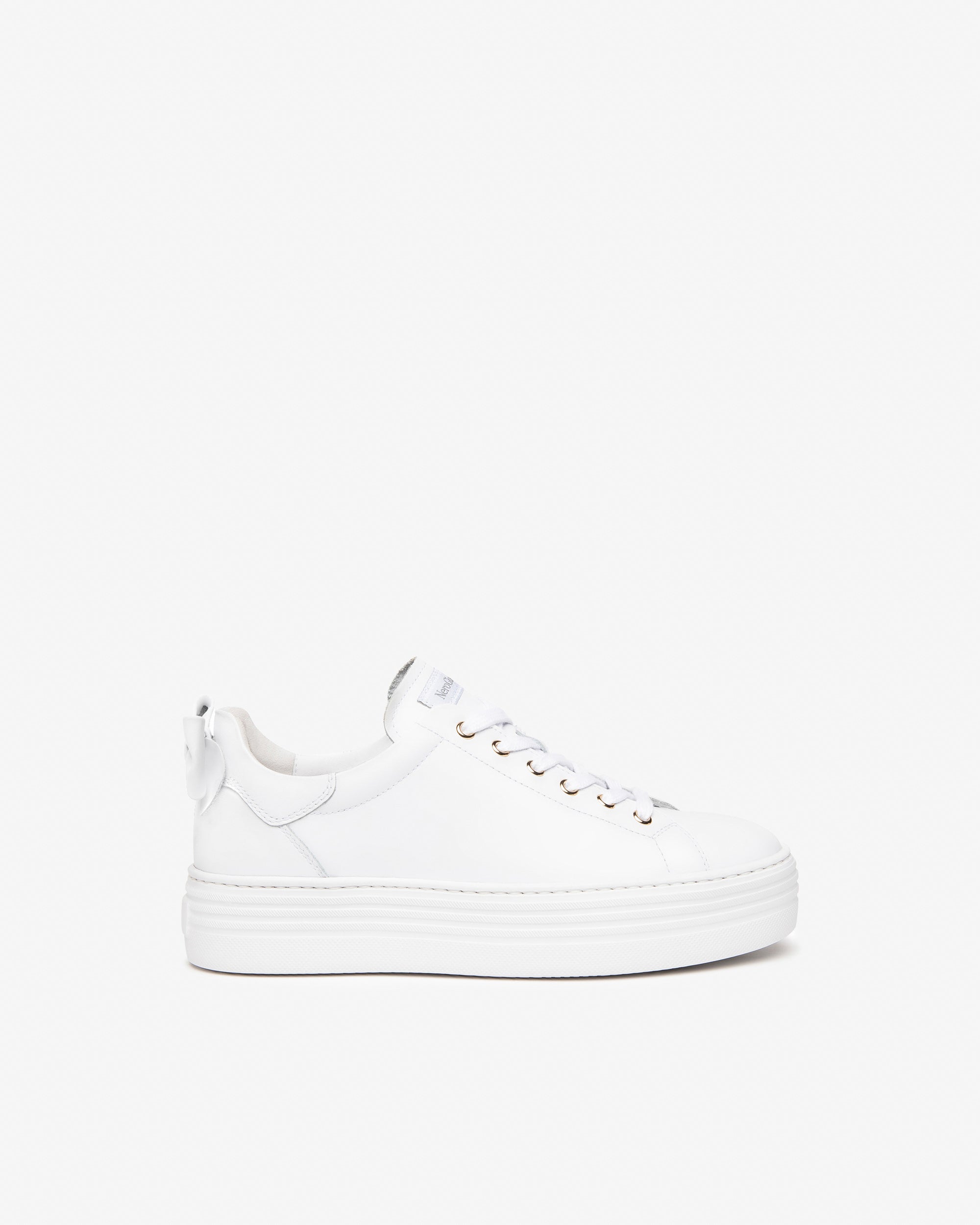  Naisten nahkalenkkarit