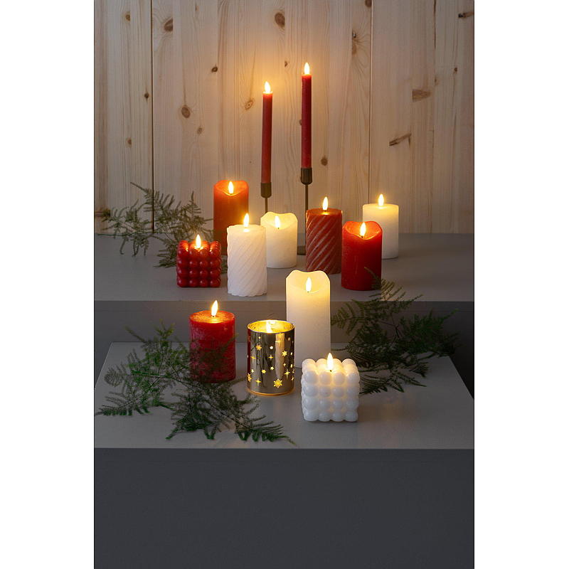 Vie Selected LED-lampa i glas 7,6x10 cm röd juldesign