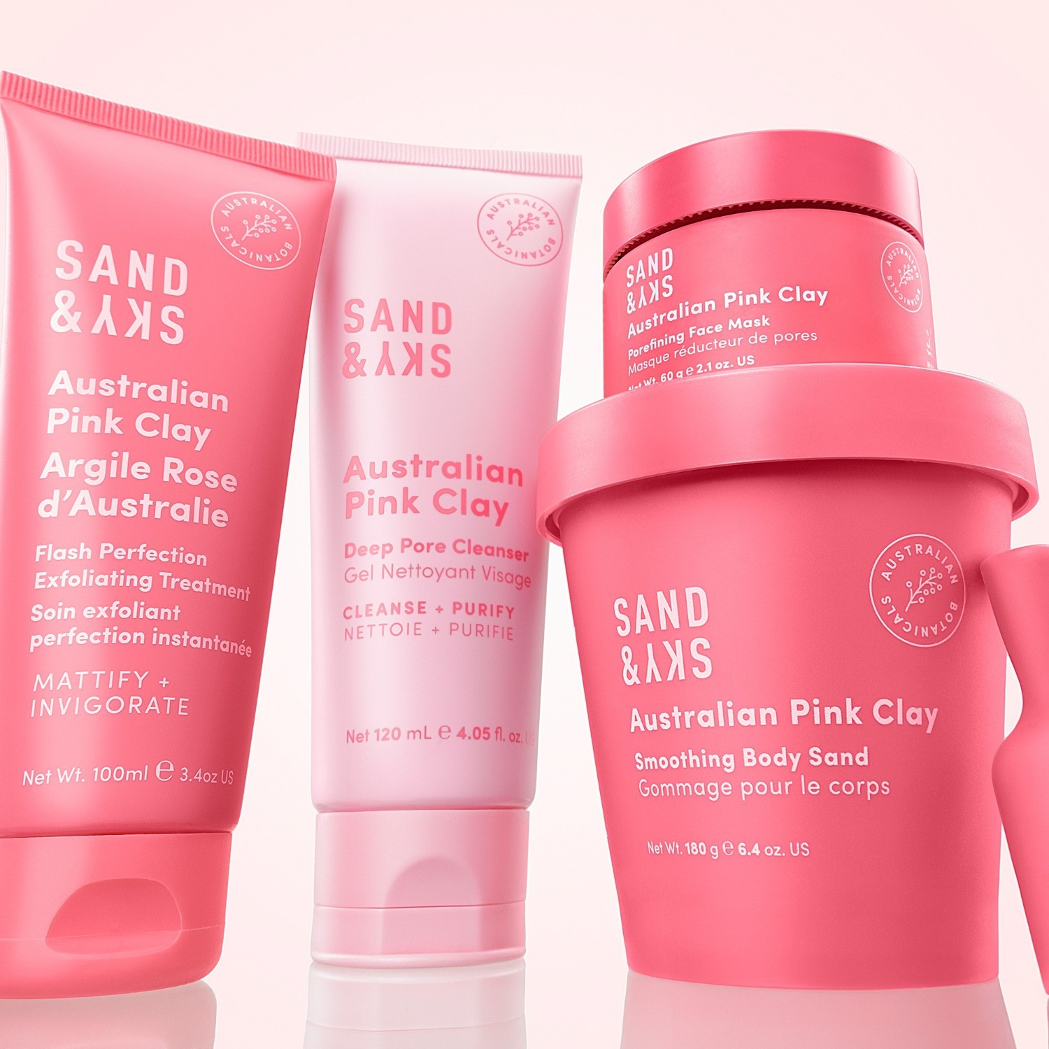 „Sand & Sky“ kūno šveitiklis su australietišku rausvu moliu – lyginamasis kūno smėlis – 180 g