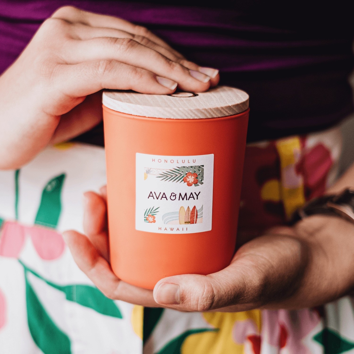 AVA & MAY Bougie Parfumée Hawaï