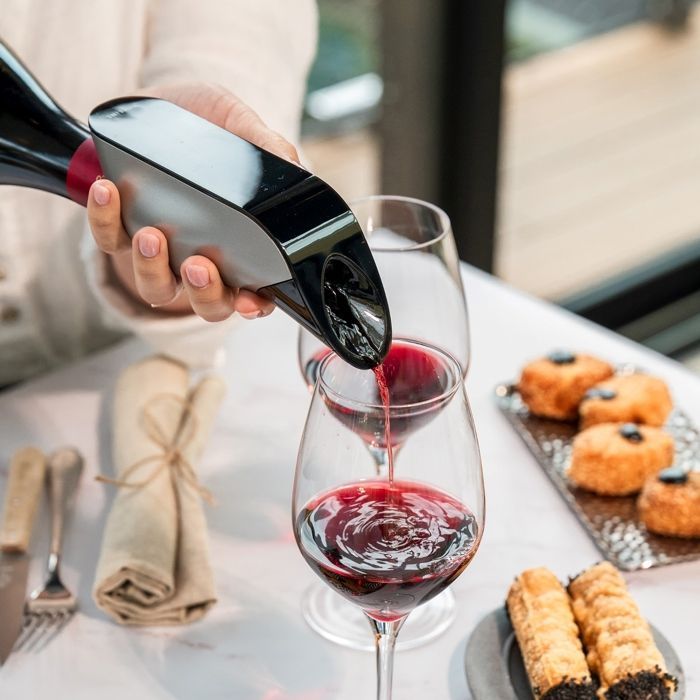 Aérateur de Vin - AVEINE - Instantané - Connecté - Bluetooth - Design élégant