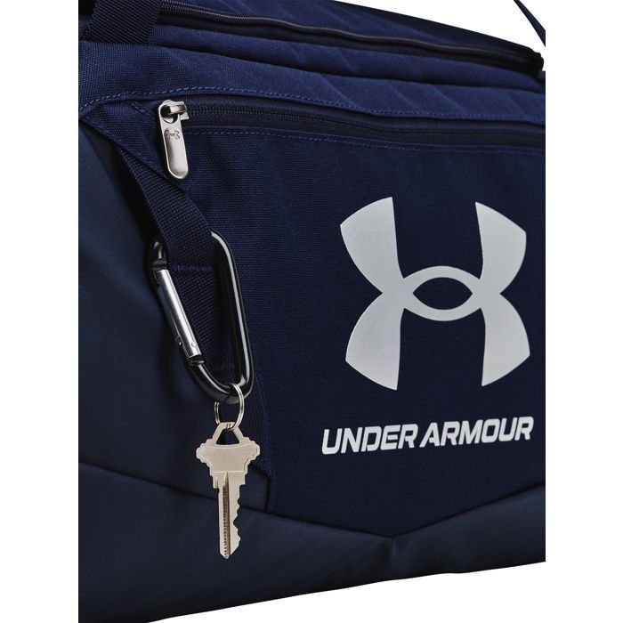 Bolsa deportiva Under Armour Undeniable 5.0 - Azul marino - Correa de hombro ajustable - UA Storm