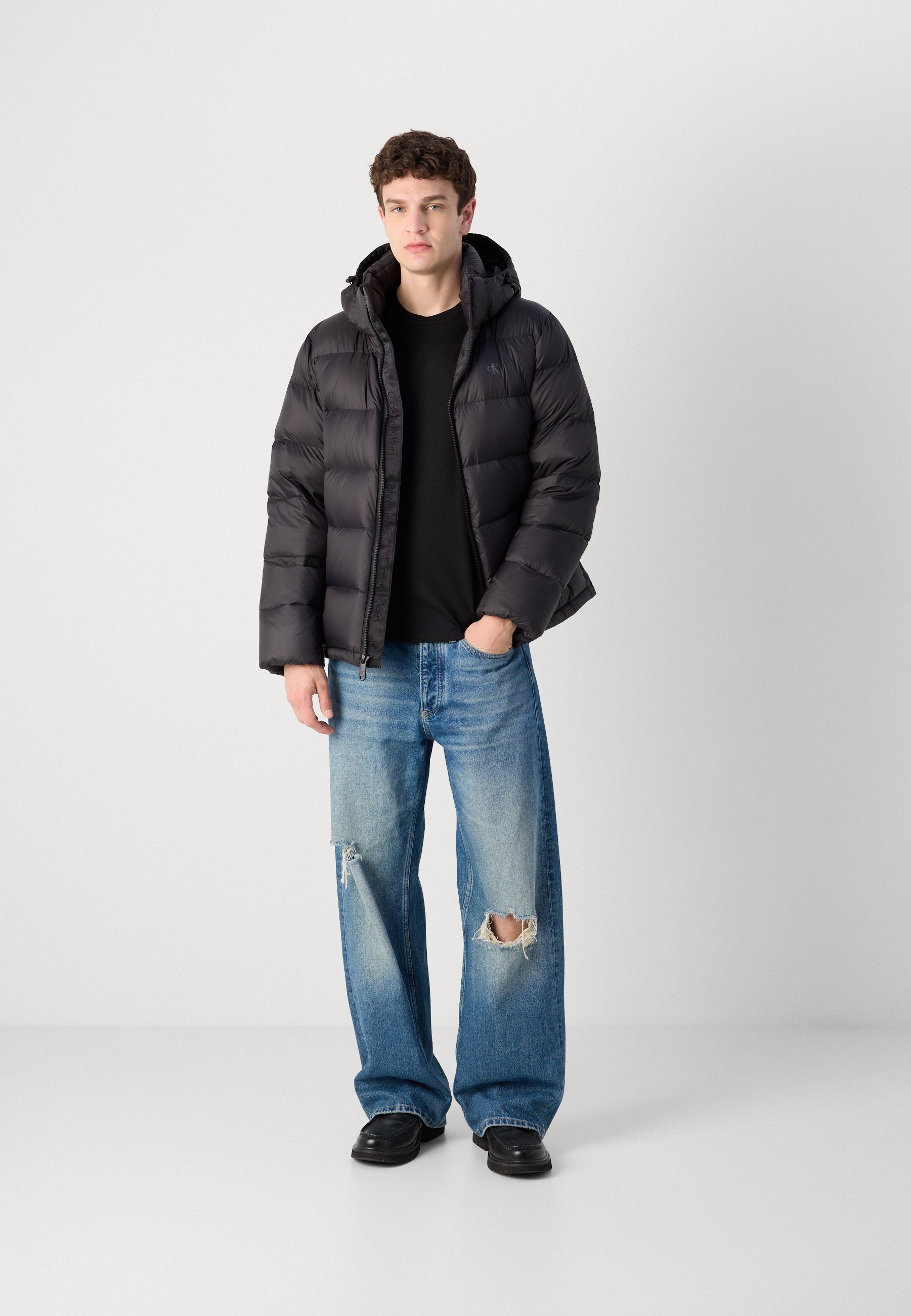 Calvin Klein Jeans afneembare capuchon - Donsjack - zwart