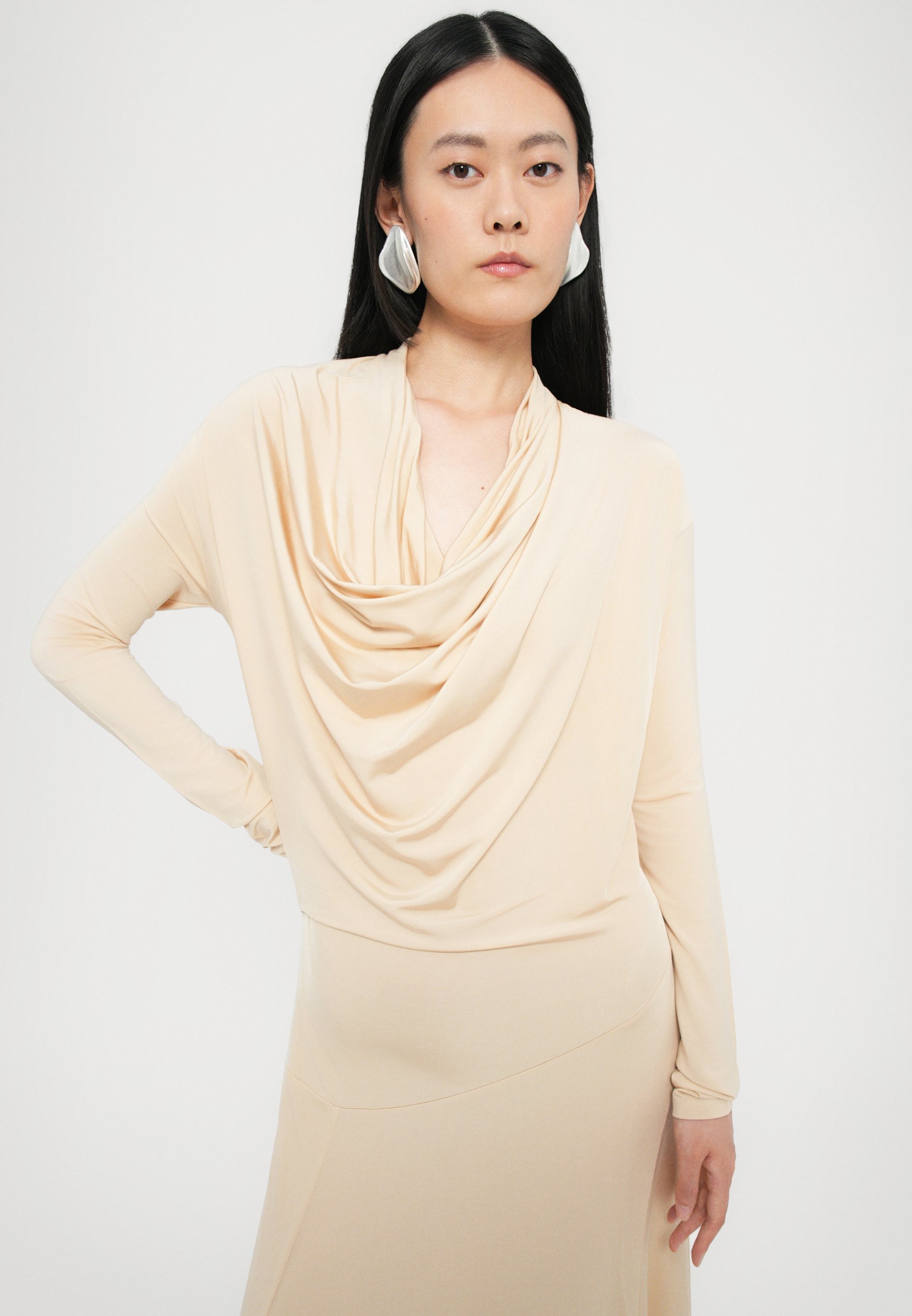 TOVE EADAN KLEID - Jerseykleid - gebranntes Creme
