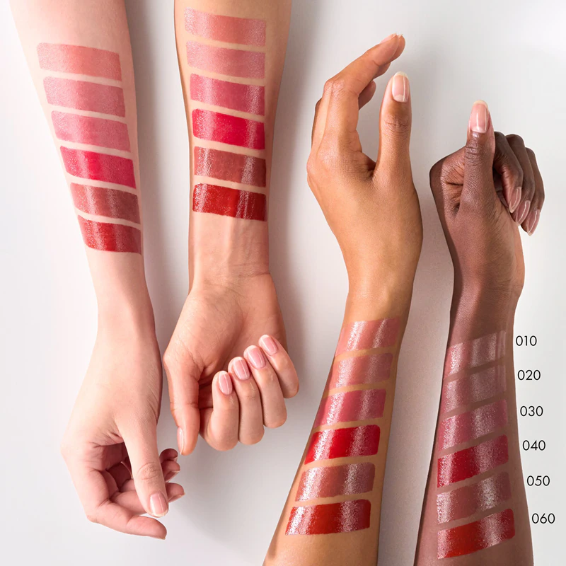 Batom hidratante Catrice Glass Like Gloss Stick com acabamento brilhante.