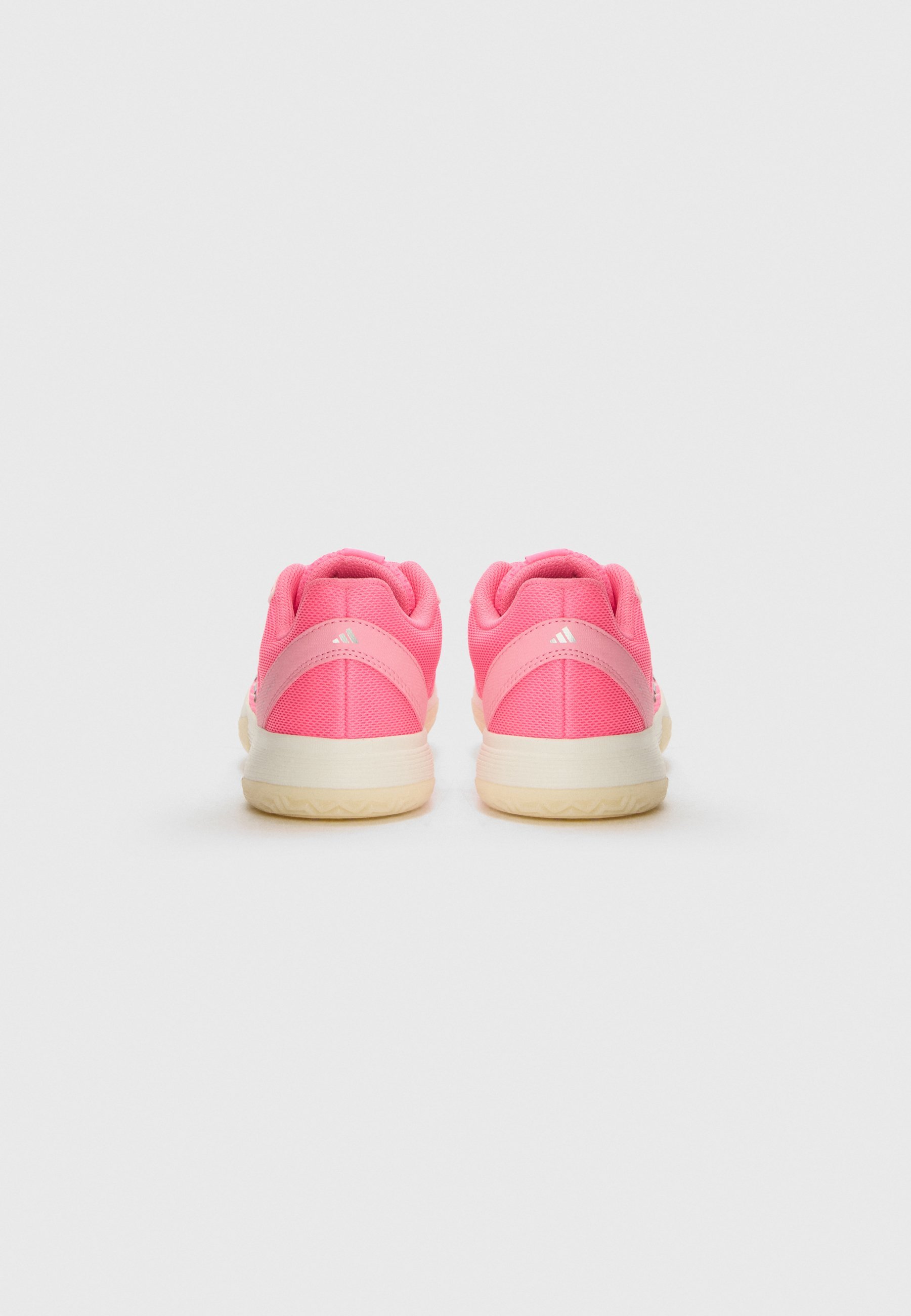 adidas Performance COURTFLASH UNISEX - Multicourt-Tennisschuhe - Lucid Pink/Silber/Bliss Pink