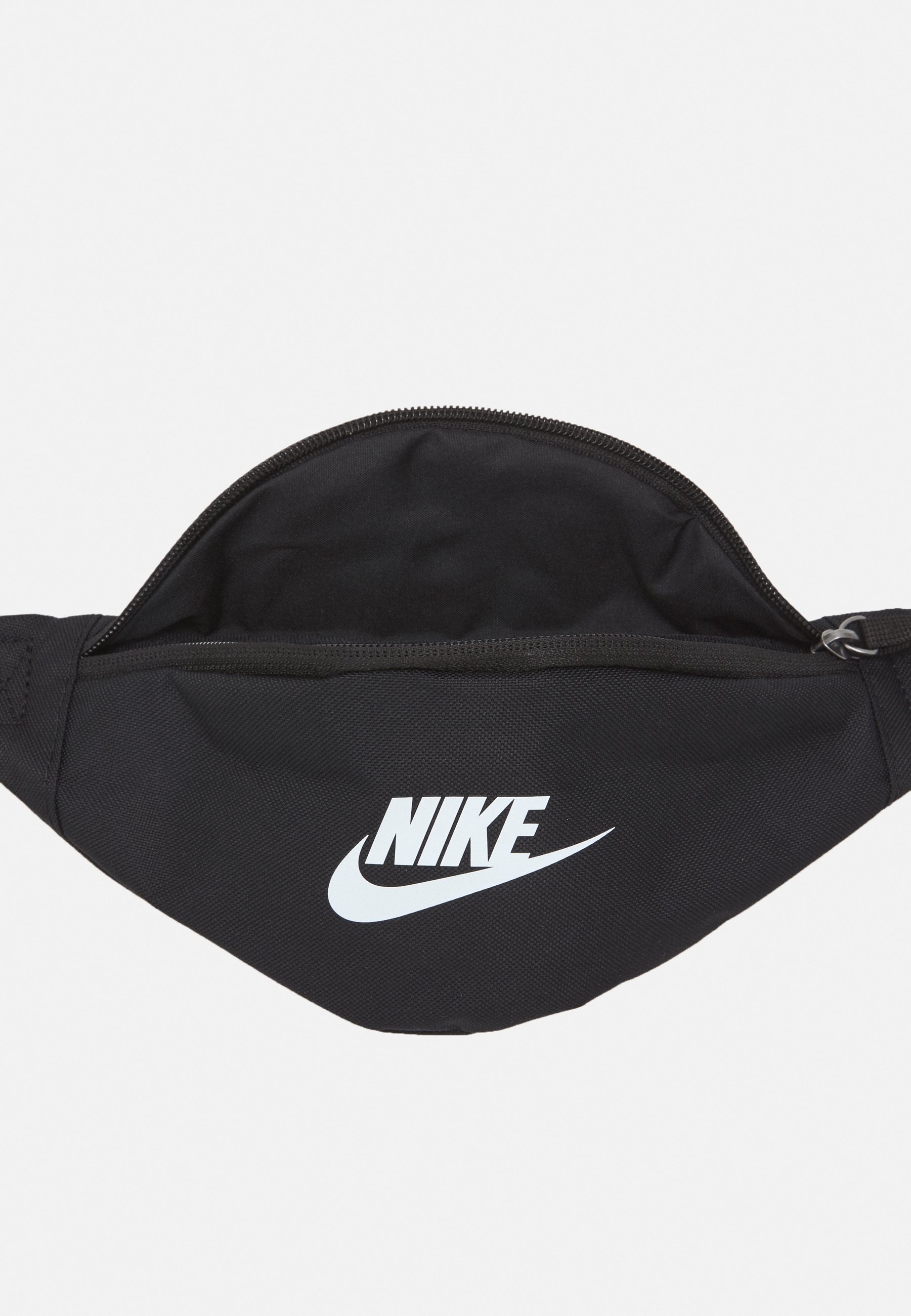 Nike Sportswear Bauchtasche – schwarz