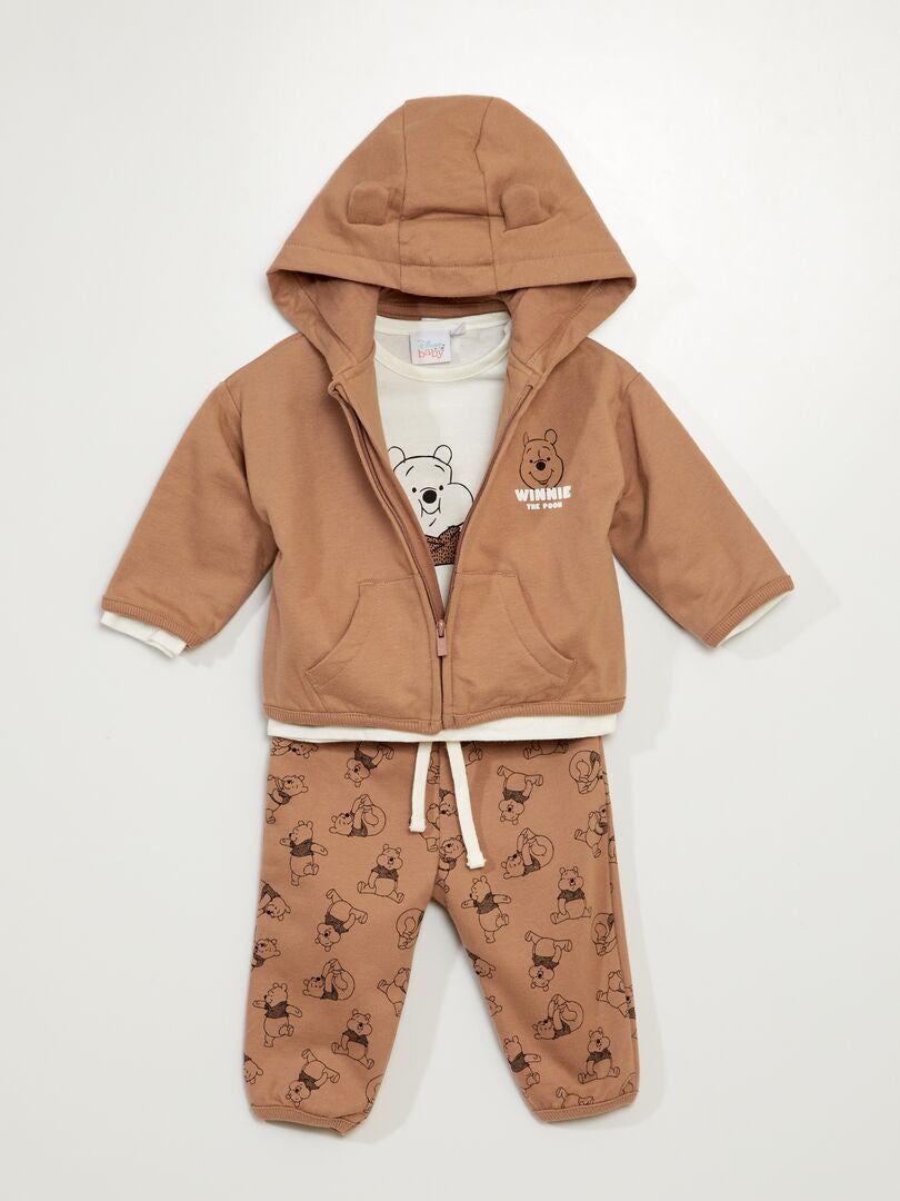 Conjunto de moletom, camiseta e calça de moletom 