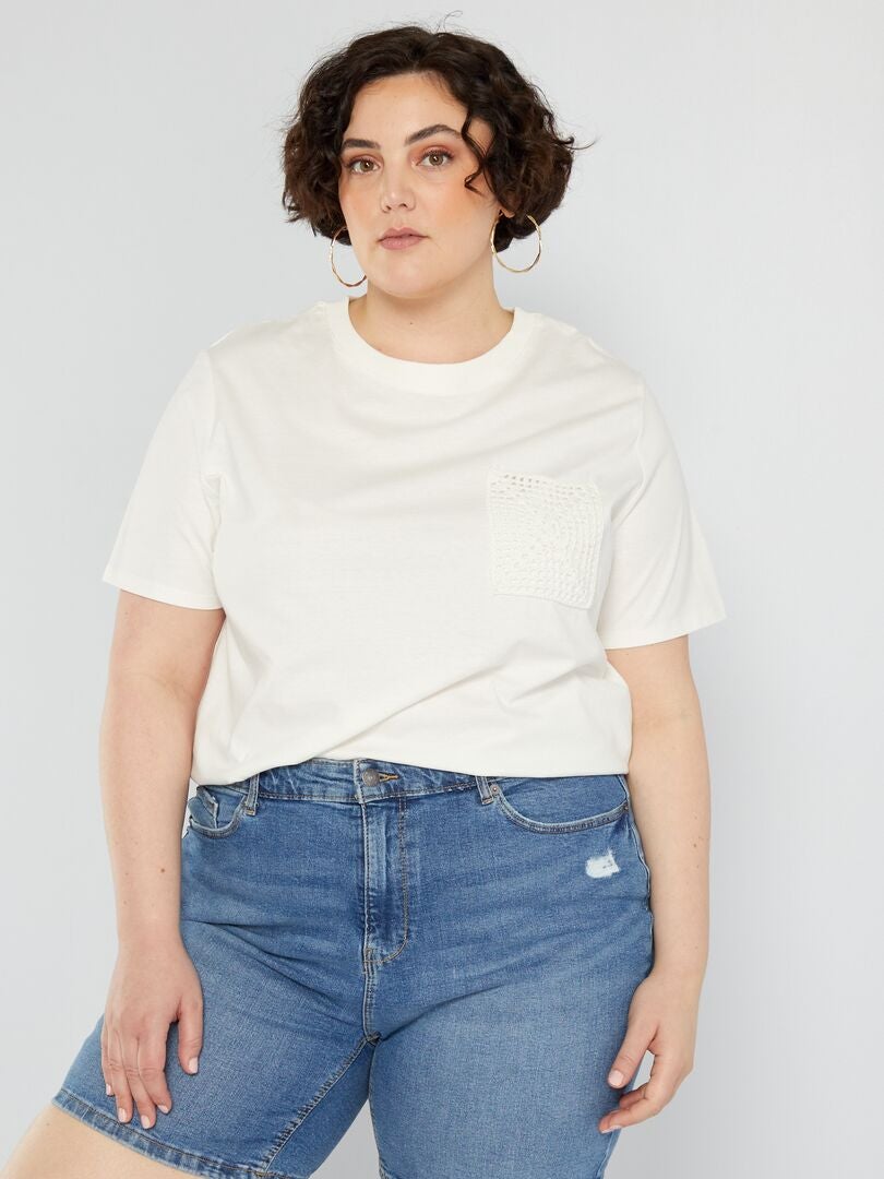 Gehaakt T-shirt met zakje - WIT