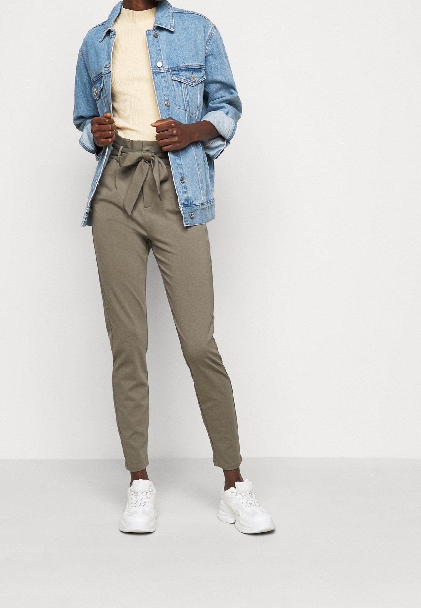 Kalhoty Vero Moda Tall - šedé