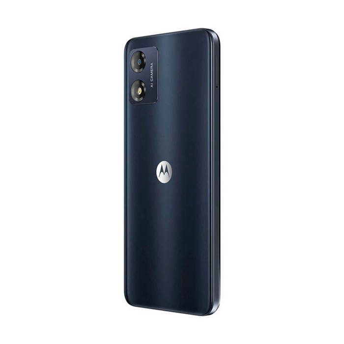 Smartphone Motorola Moto E13 en color negro cósmico con pantalla HD+ de 6,5