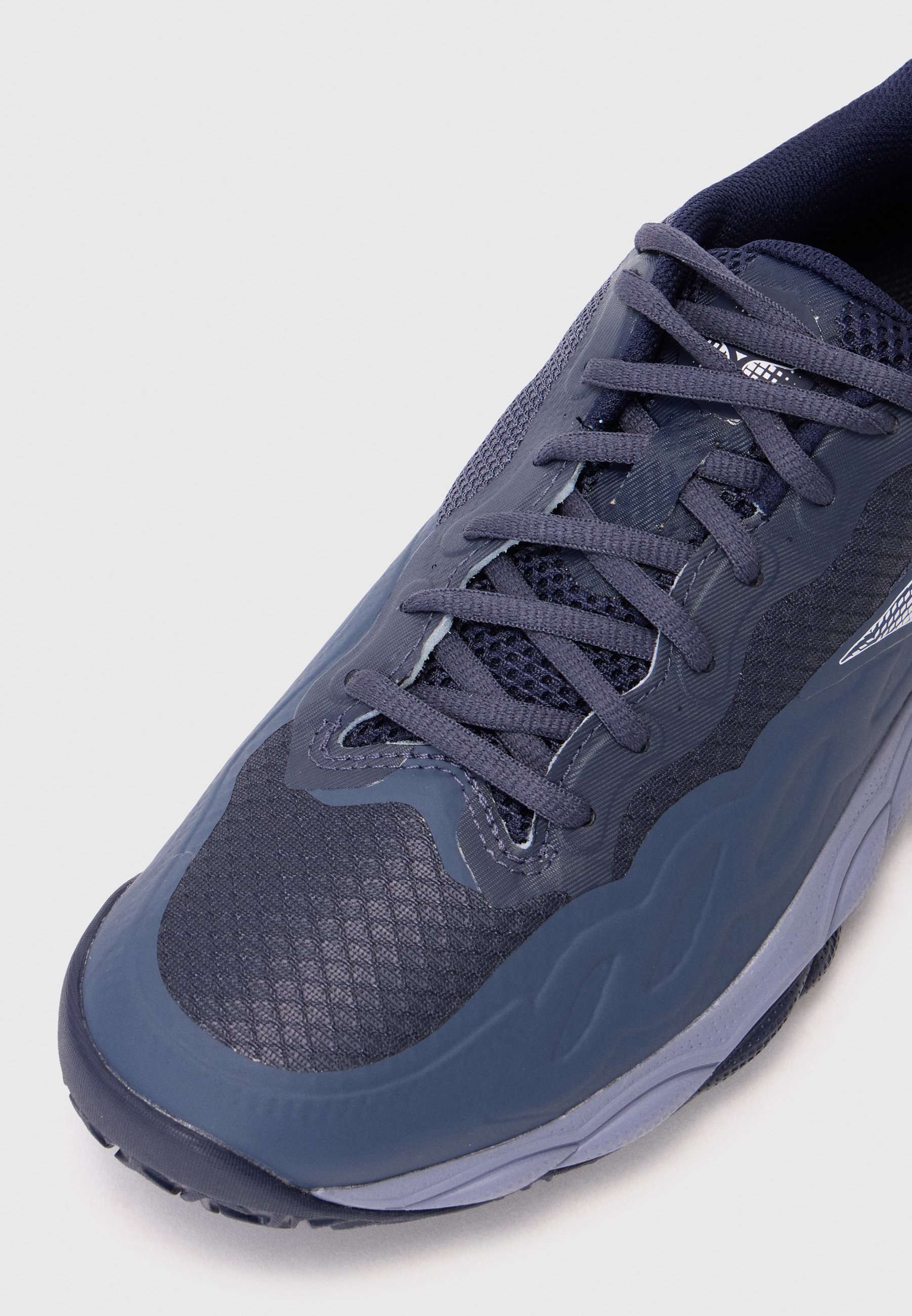 Mizuno WAVE ENFORCE COURT CLAY - Chaussures de tennis pour court en terre battue - gris odyssée/blanc/bleu baryton