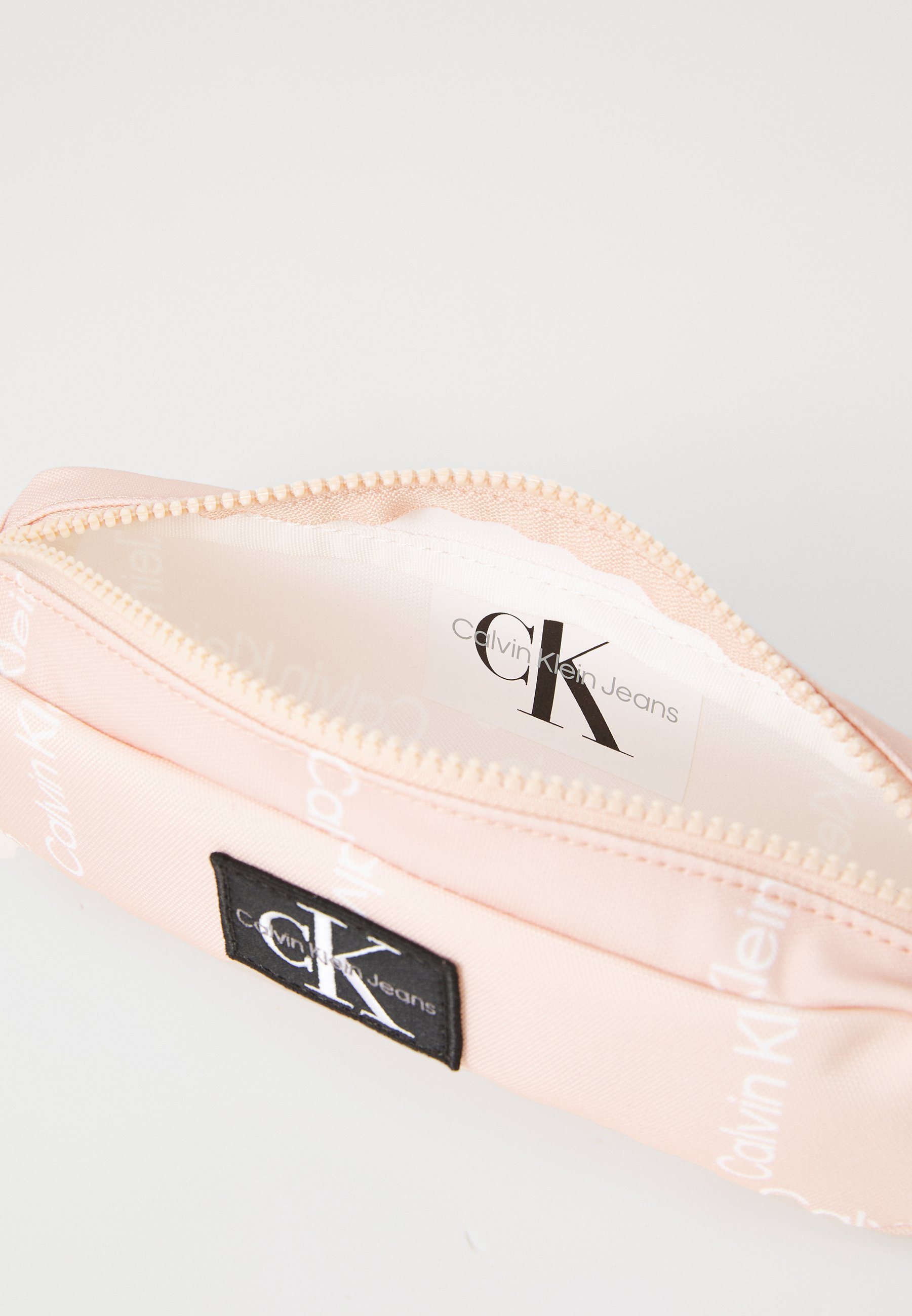 Calvin Klein Jeans CITY GRID ETUI UNISEX - Etui - Spaanse villa