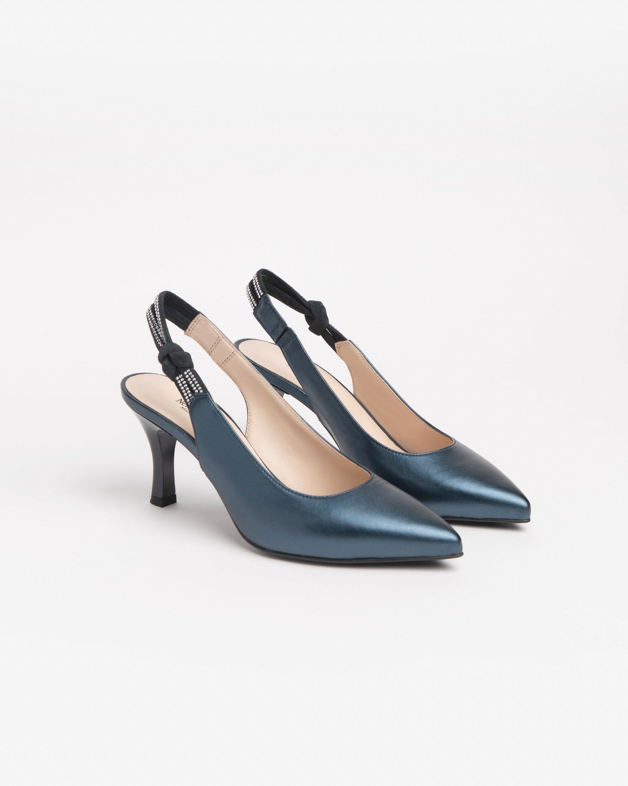  Damen-Pumps aus Leder