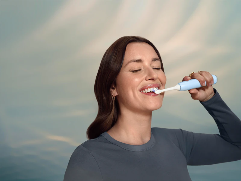 Escova de dentes elétrica sônica Philips Sonicare 6100 HX7406/02