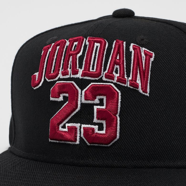 Cappellino da ragazzo con visiera piatta in jersey