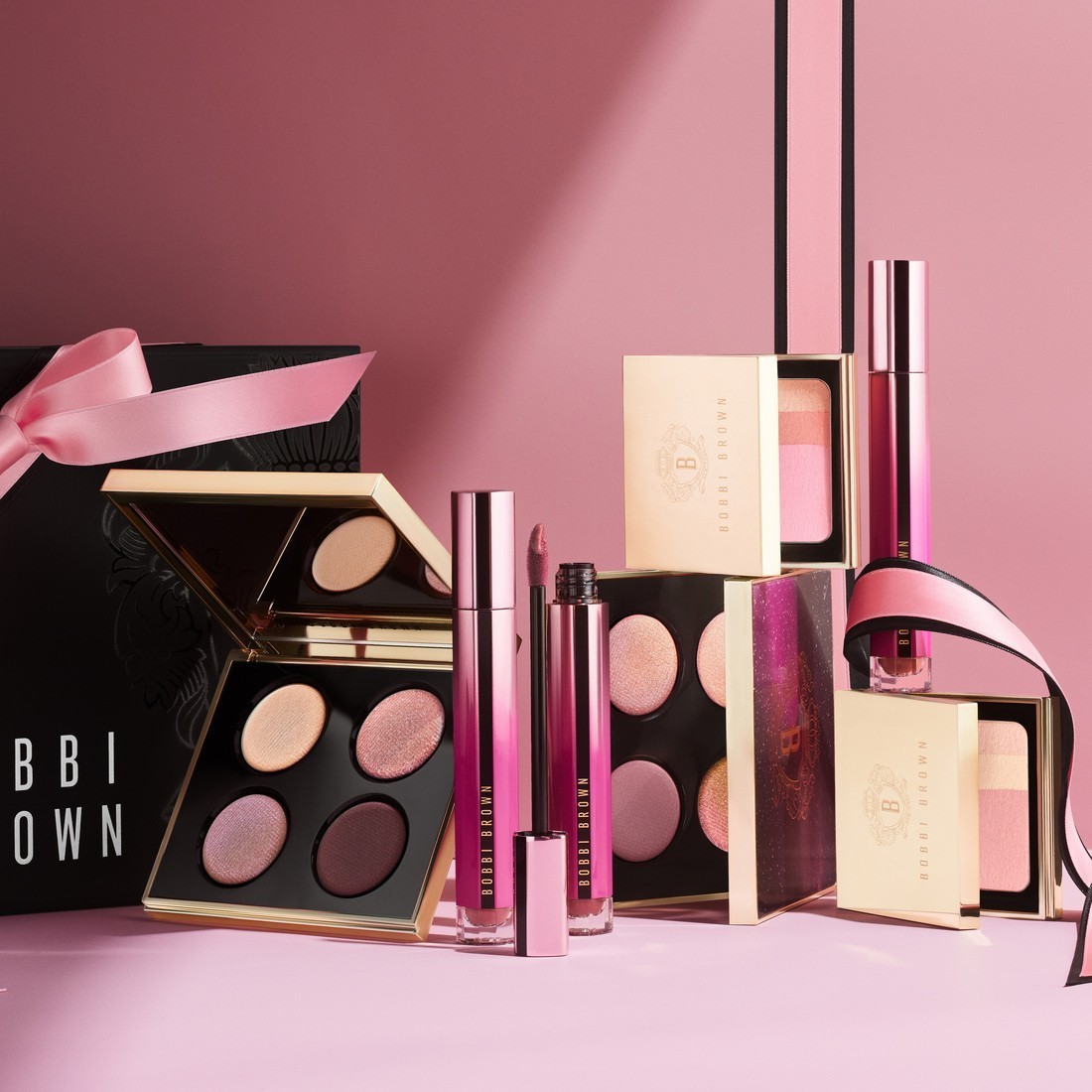Bobbi Brown Lipstick Glow With Love Luxe Matte tekući ruž za usne - 6 ml