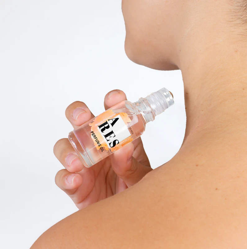 Óleo perfumado com feromônios naturais Ares Secret Play.