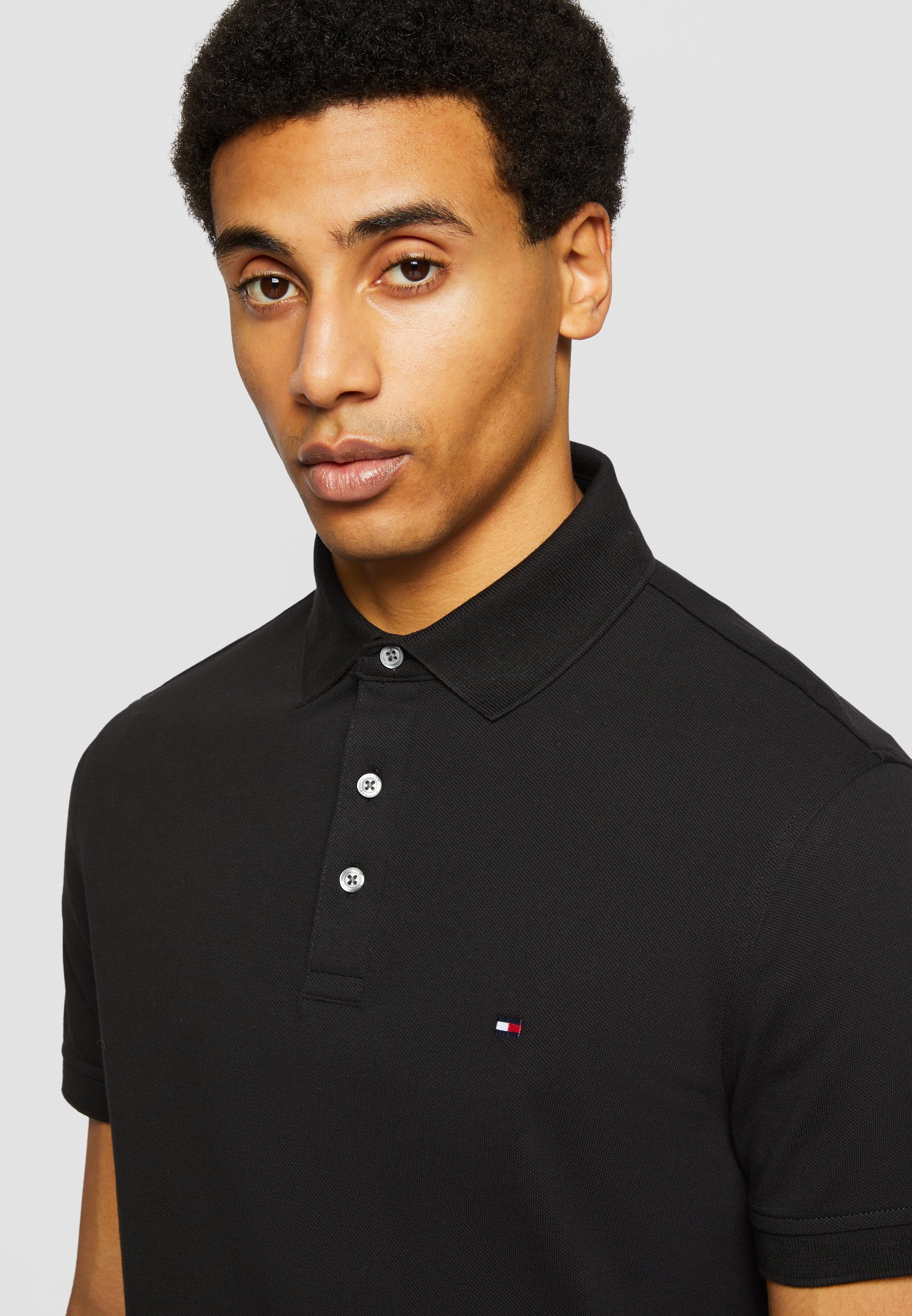 Polo Tommy Hilfiger SLIM noir