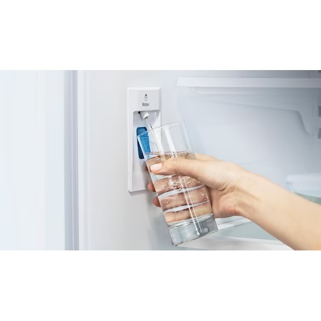 Refrigerador Hisense French Door de 26,6 pés cúbicos com máquina de gelo (aço inoxidável resistente a impressões digitais) ENERGY STAR
