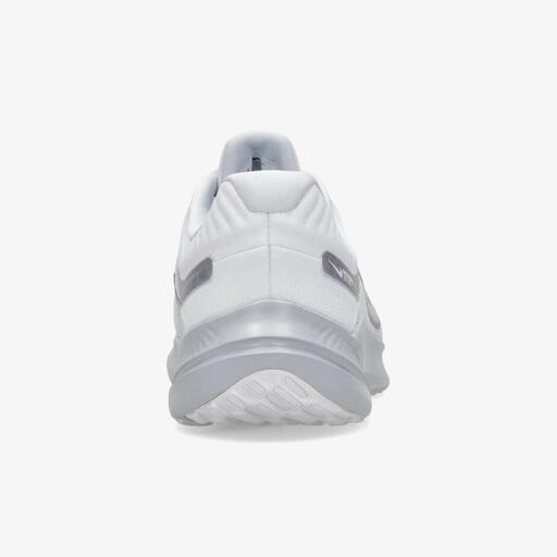  Nike Quest 5