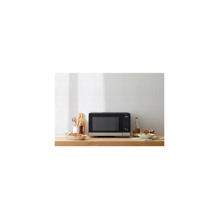 Panasonic NN-SD38QSEPG Microwave Oven, Black, Stainless Steel, 1000W, LCD Display