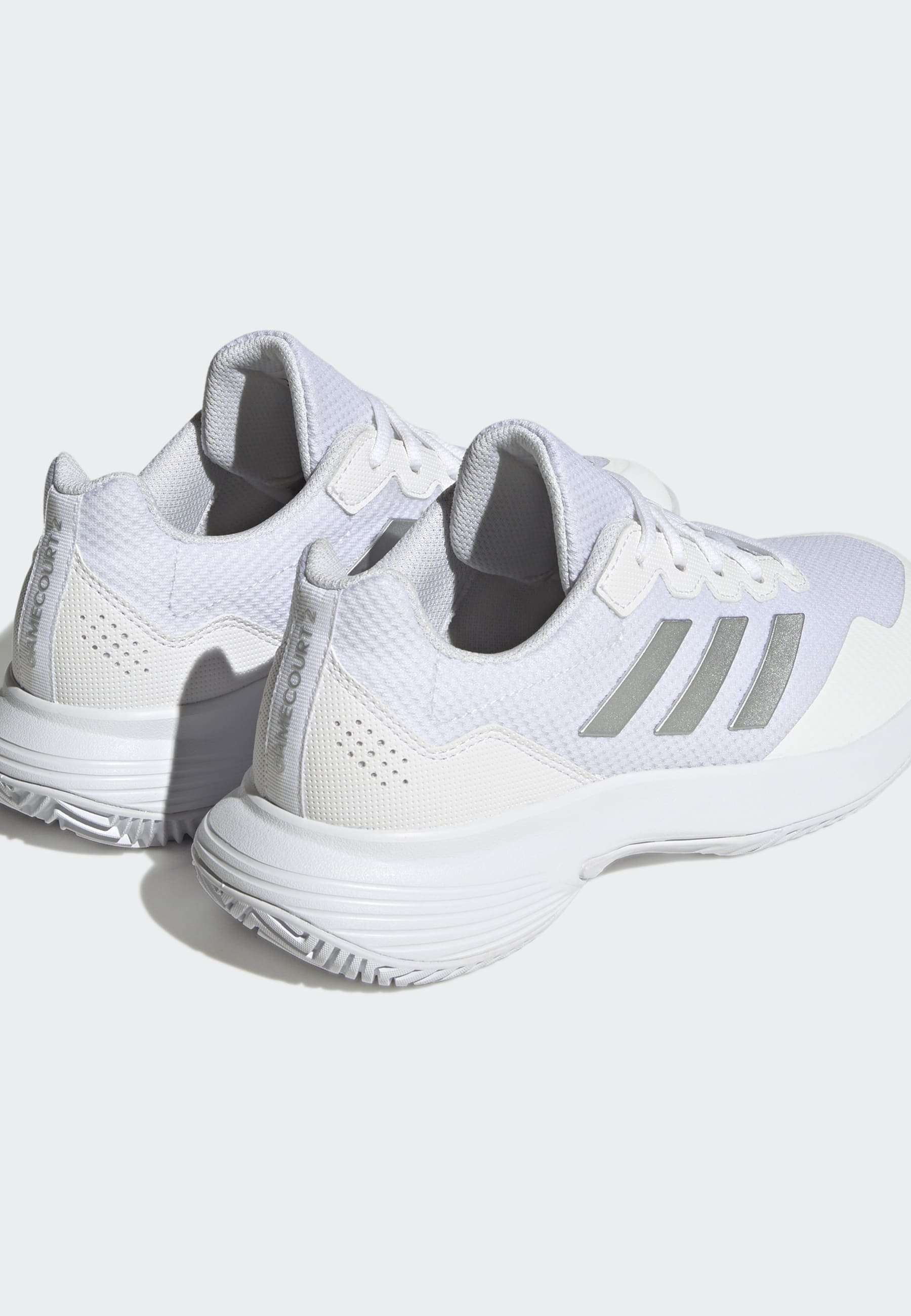adidas Performance GAMECOURT 2 - Multicourt tennisschoenen - wolkwit zilver metallic wolkwit